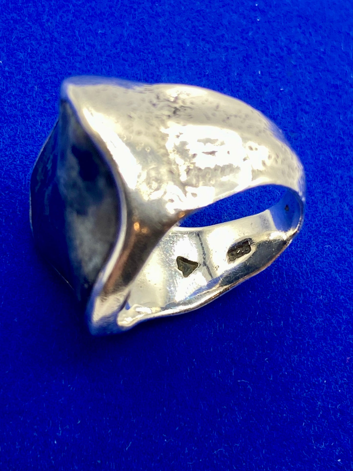 Silpada Sterling Silver Wavy Feldspar Blue Grey Gemstone Ring w/Box