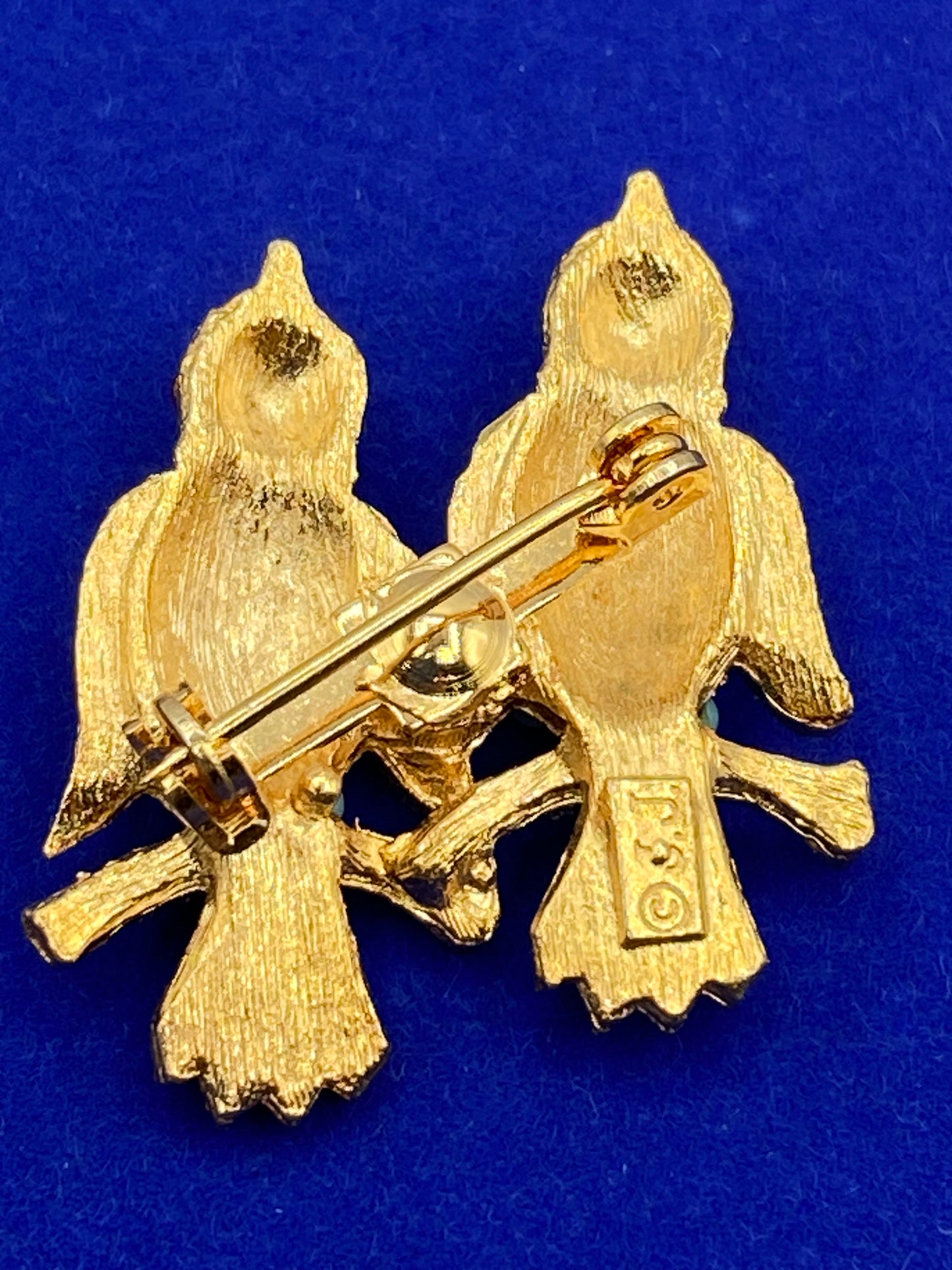 JJ Gold Tone Bird Brooch