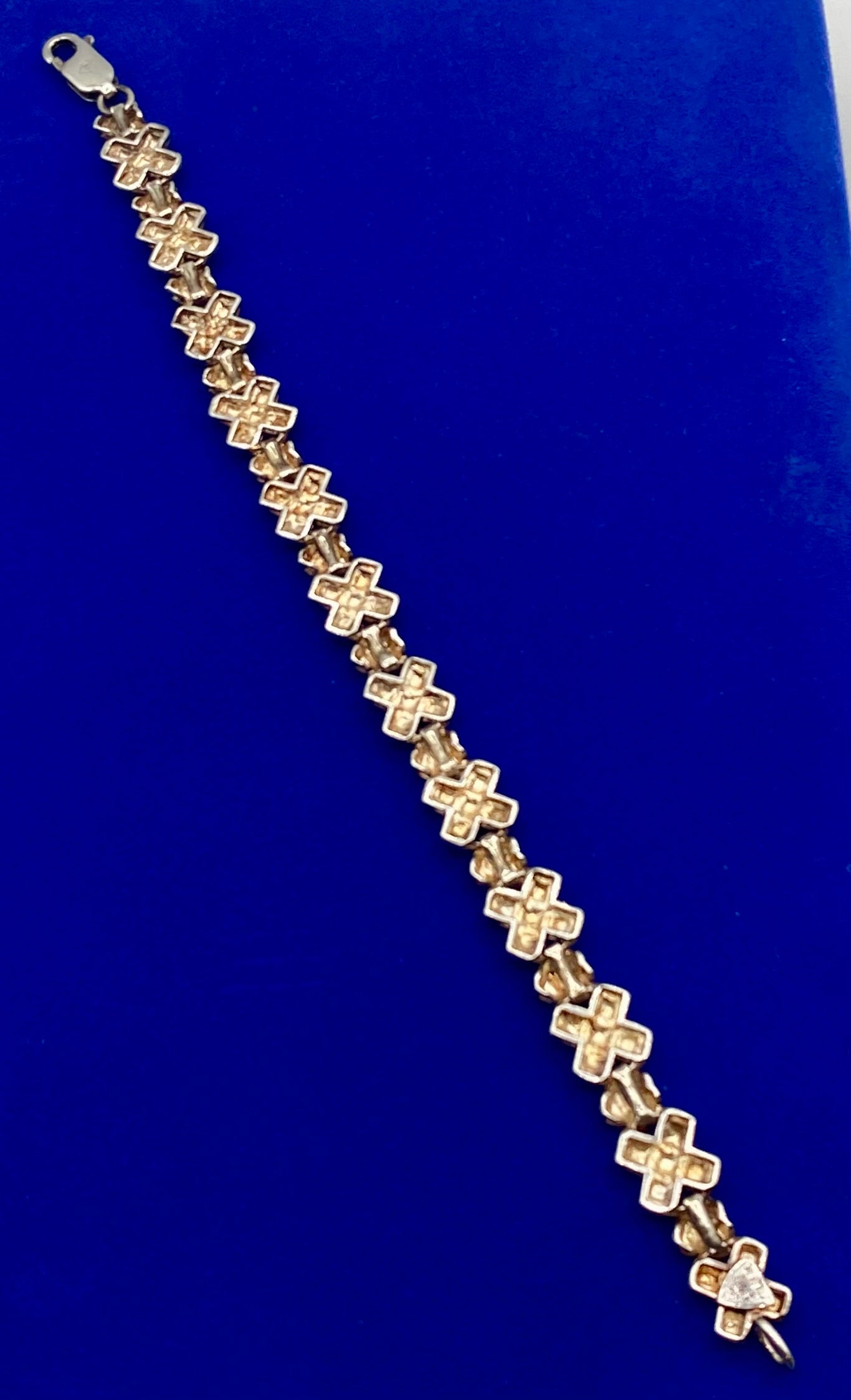 Beverly Hills Sterling Silver Hearts XOXO Love Bracelet