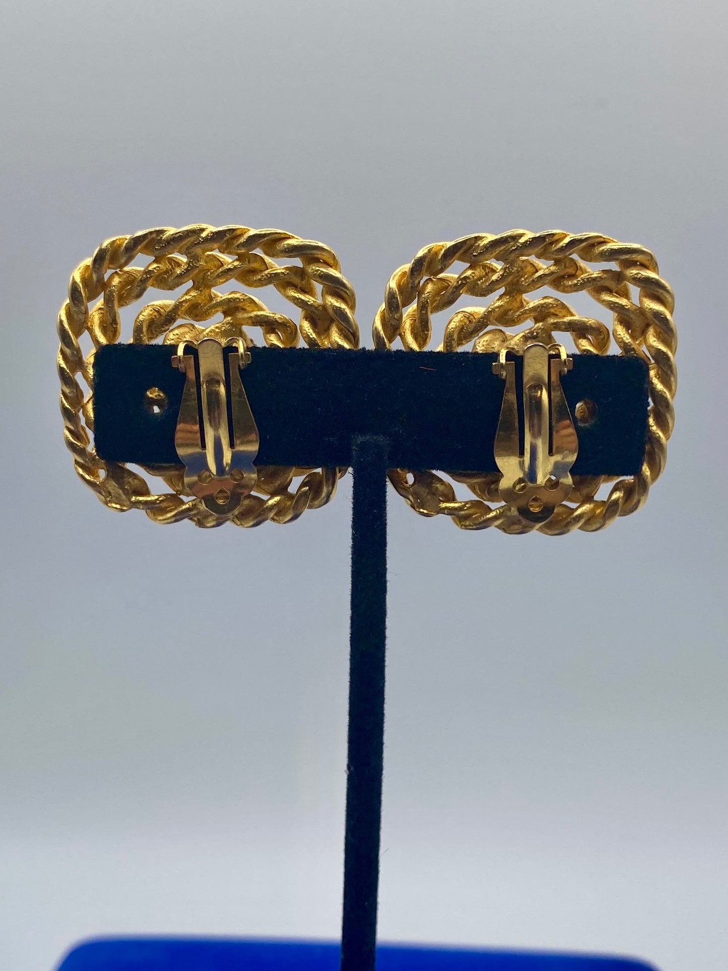 Gold Tone Square Rope Clip Ons