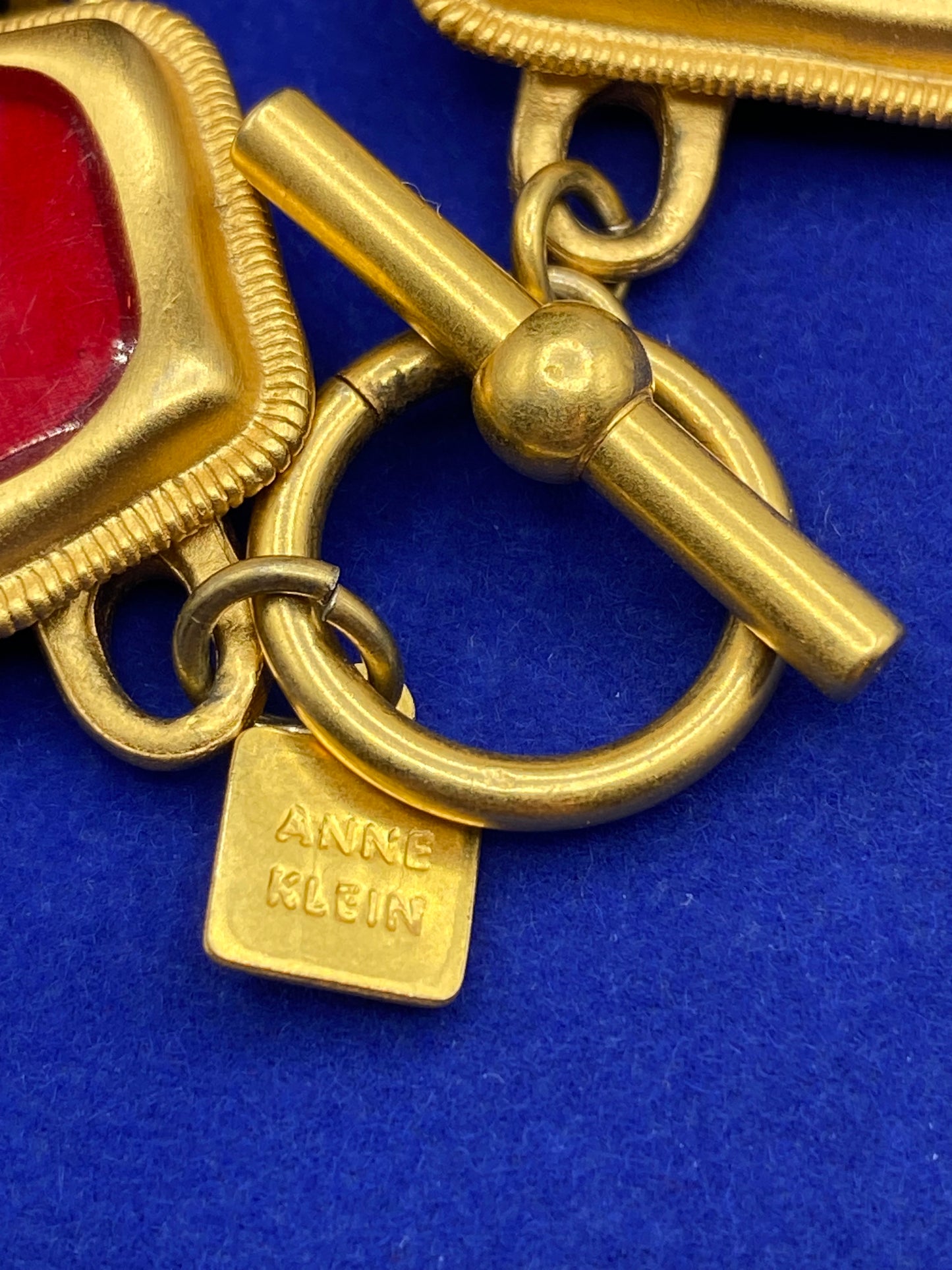 Vintage Anne Klein Enamel Gold Tone Necklace