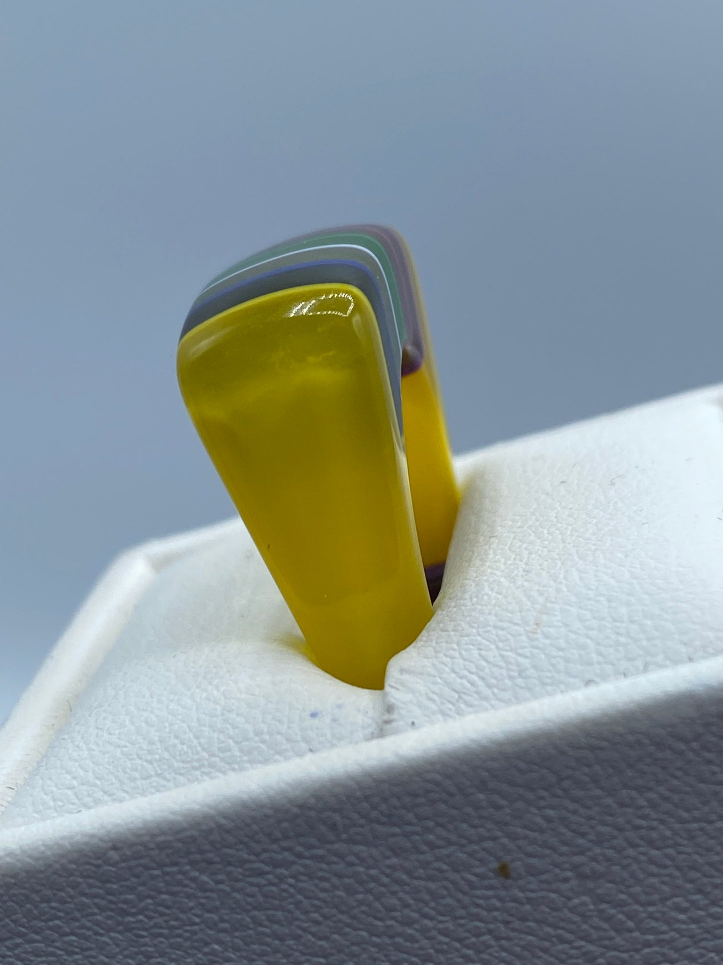 Vintage 80’s Rainbow Lucite Ring