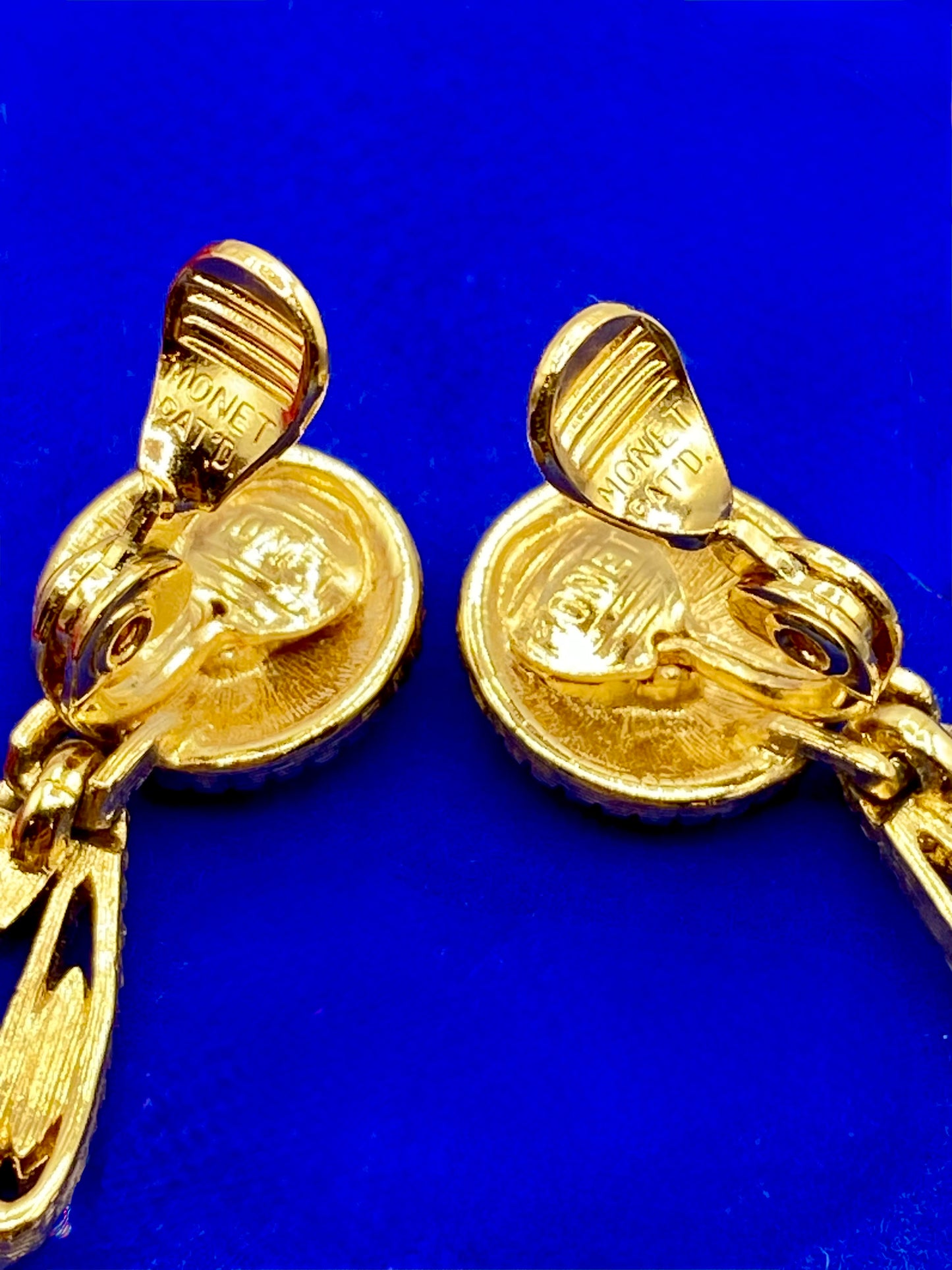 Vintage Monet Gold Tone Dangle Earrings