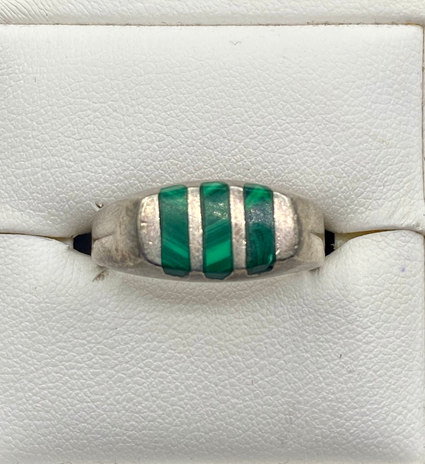 Vintage Sterling Silver Malachite Ring