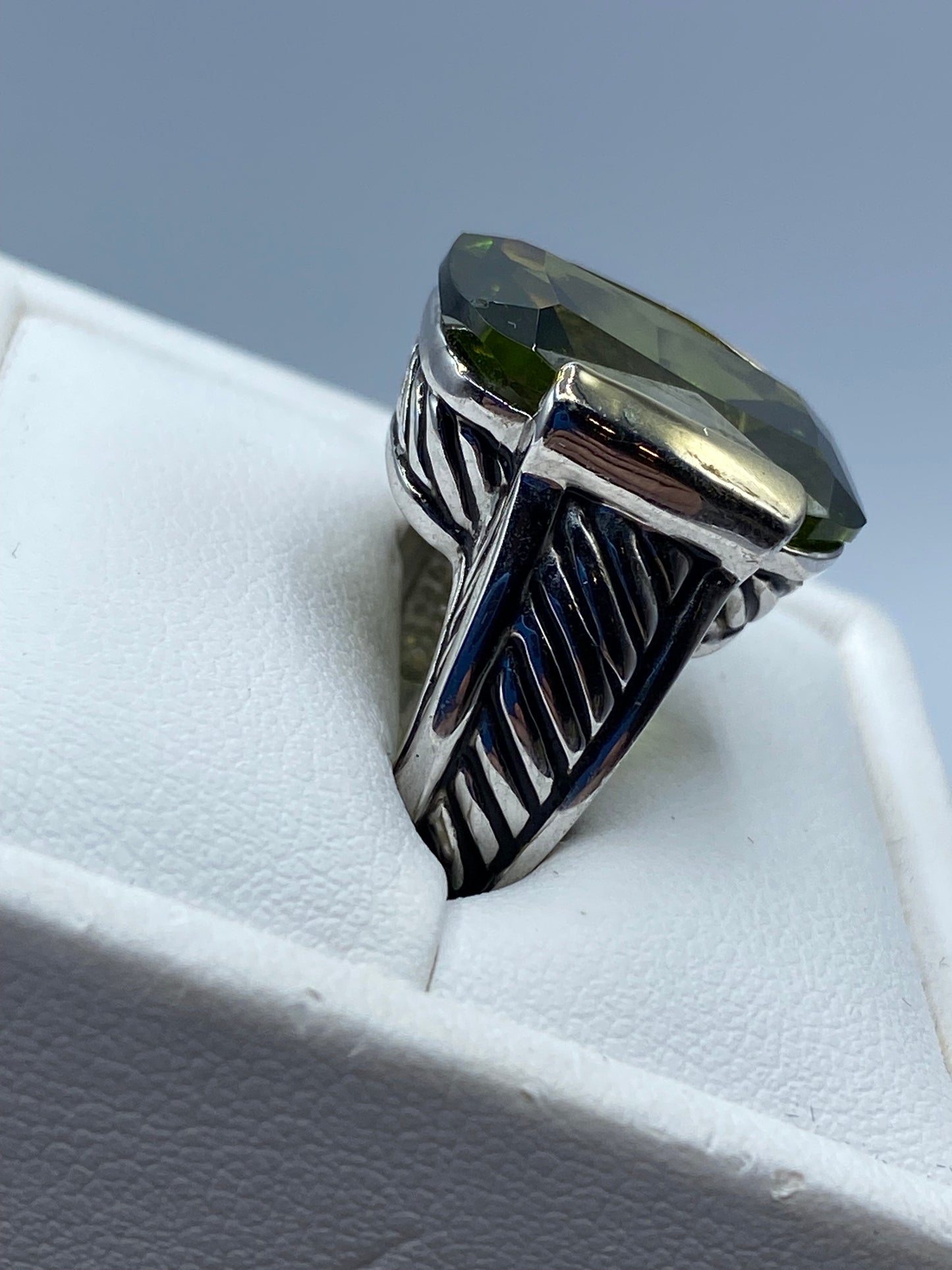 Green Glass & Silver Tone Ring