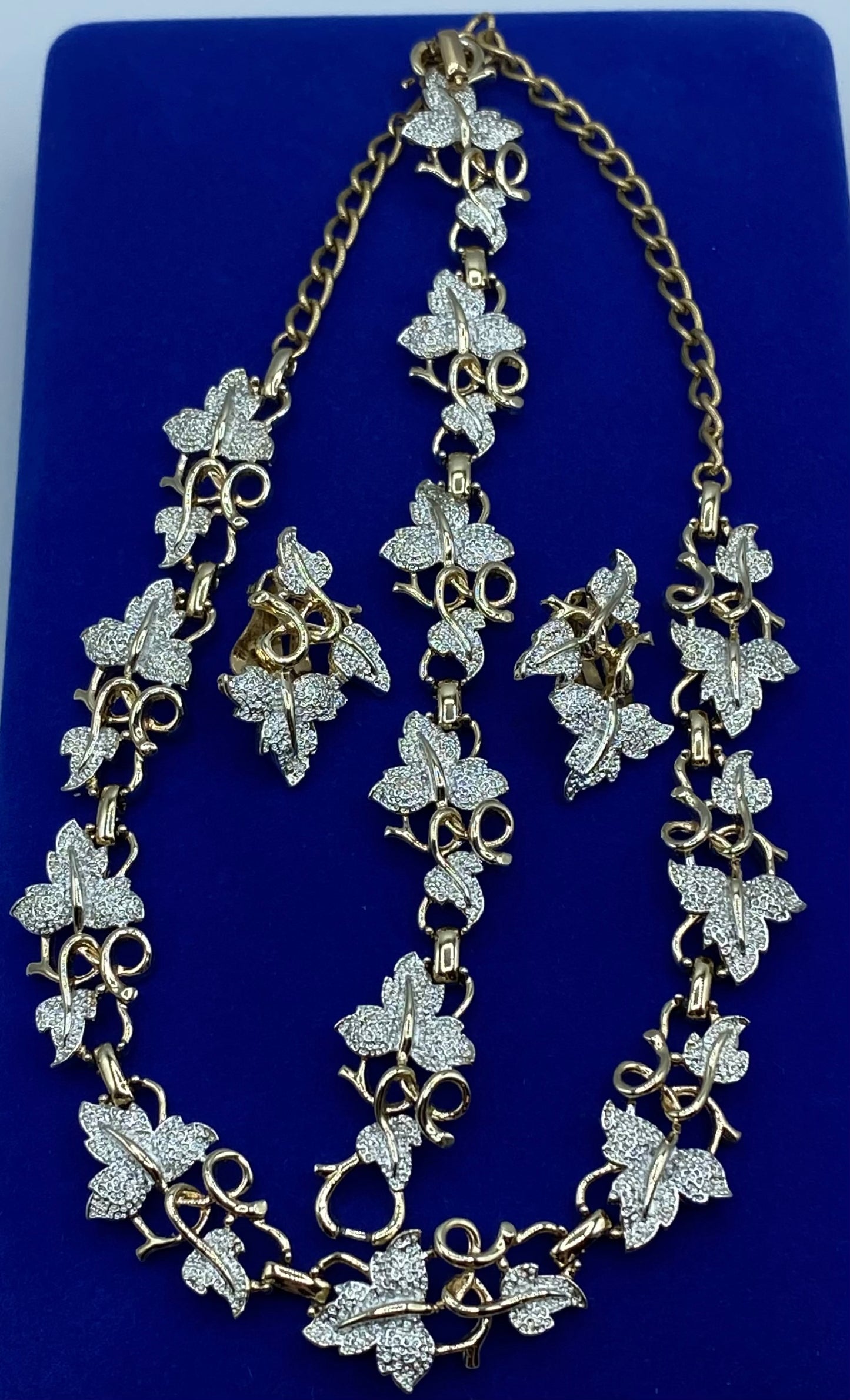 Vintage Sarah Coventry Plain and Fancy Demi Parure Ivy Leaves 3 piece Set