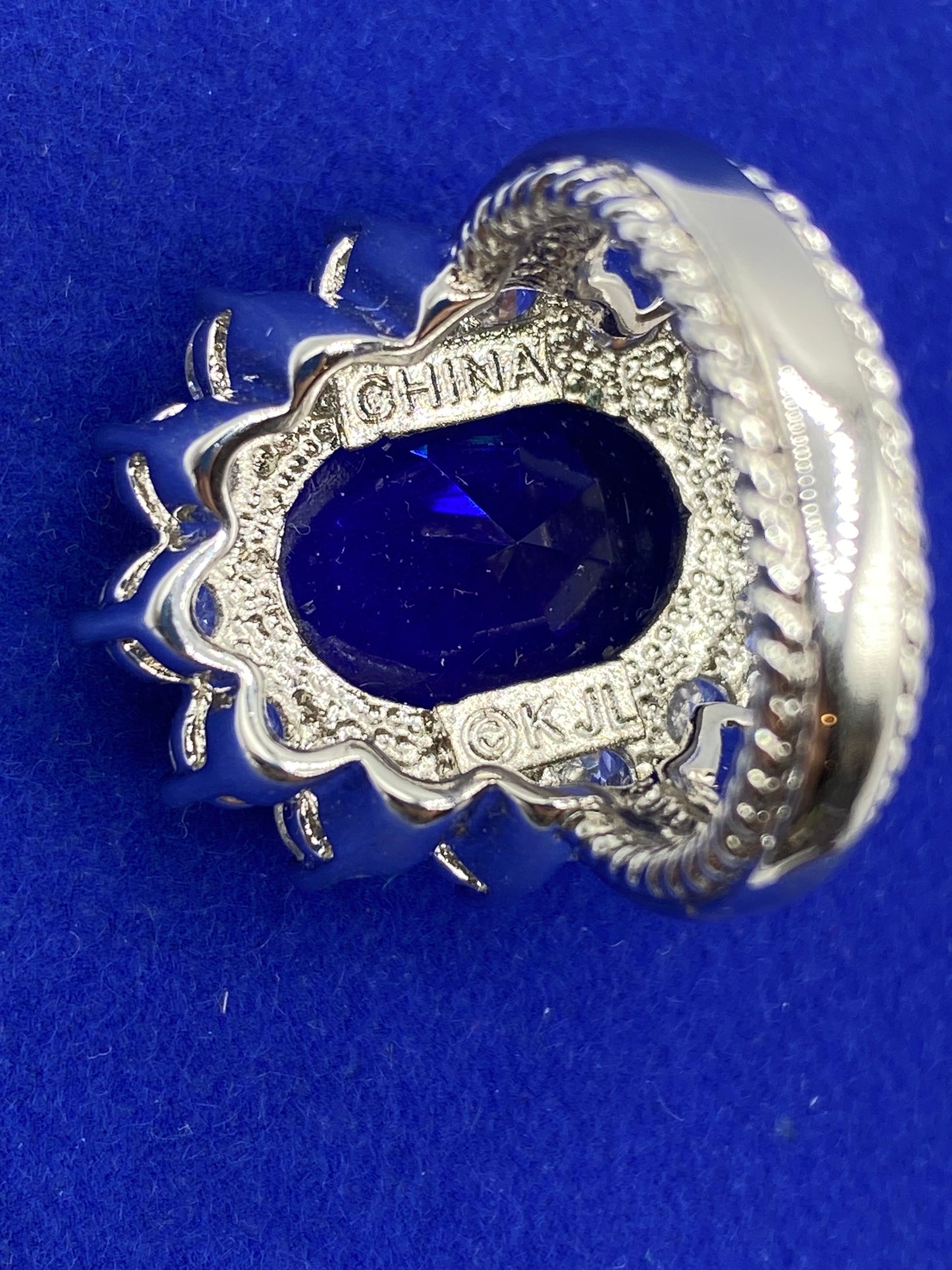 KJL Blue & Clear Glass Statement Ring