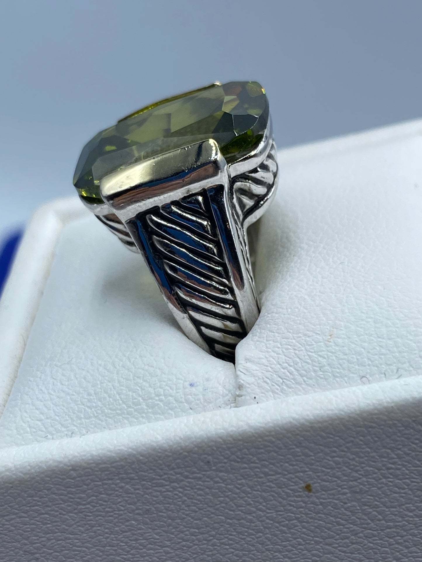 Green Glass & Silver Tone Ring
