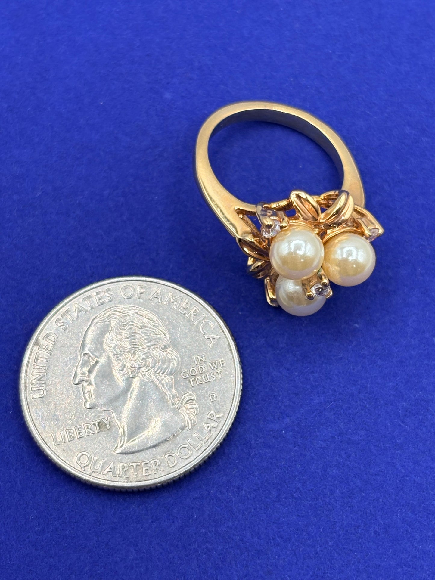 Gold Tone Faux Pearl & Rhinestone Ring