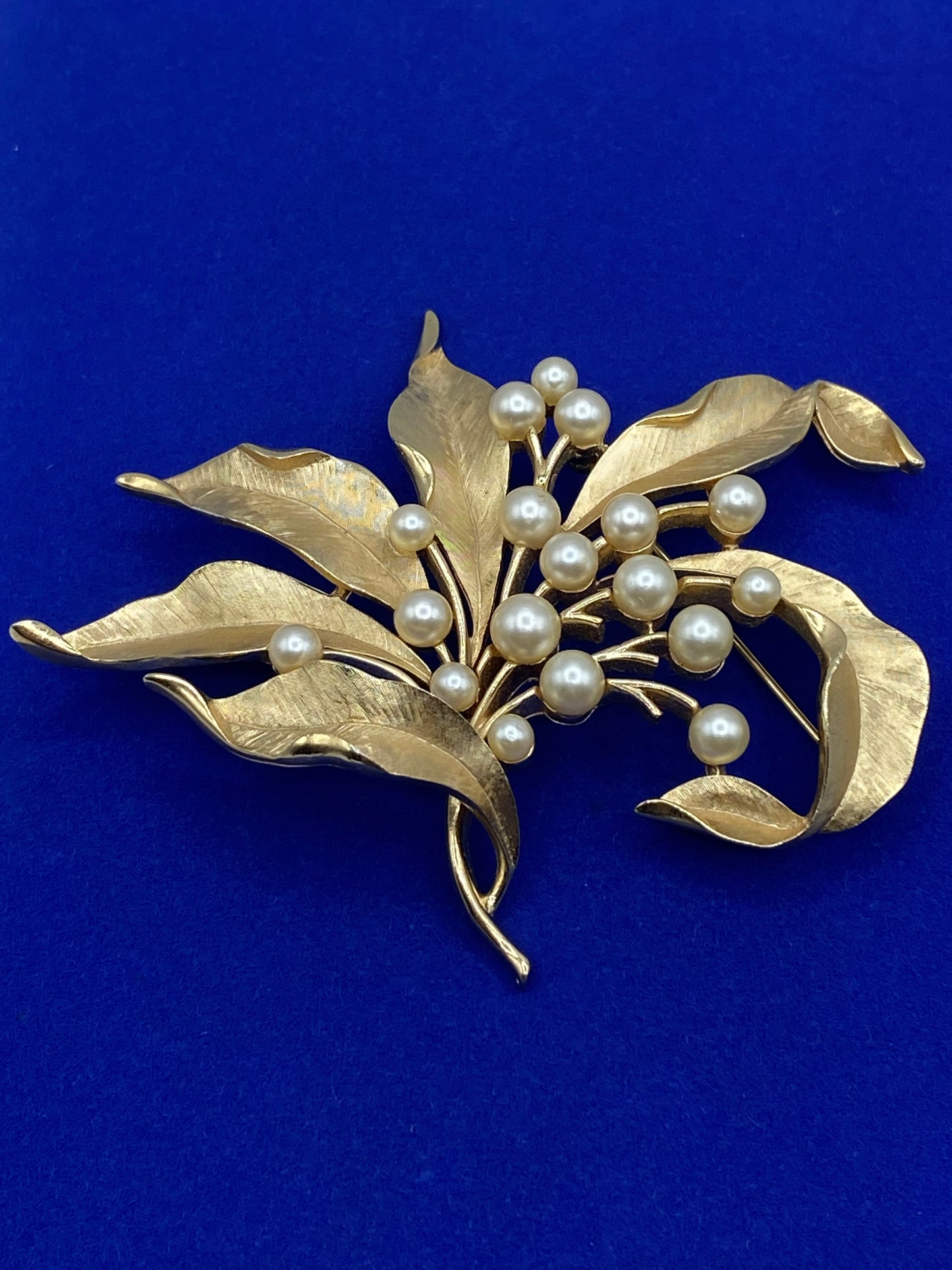 Vintage Crown Trifari Huge Faux Pearl Brooch