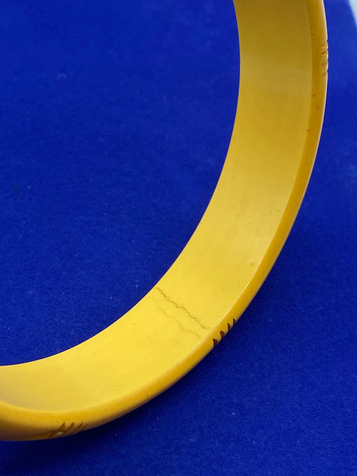 Vintage Carved Bakelite Bangle Bracelet