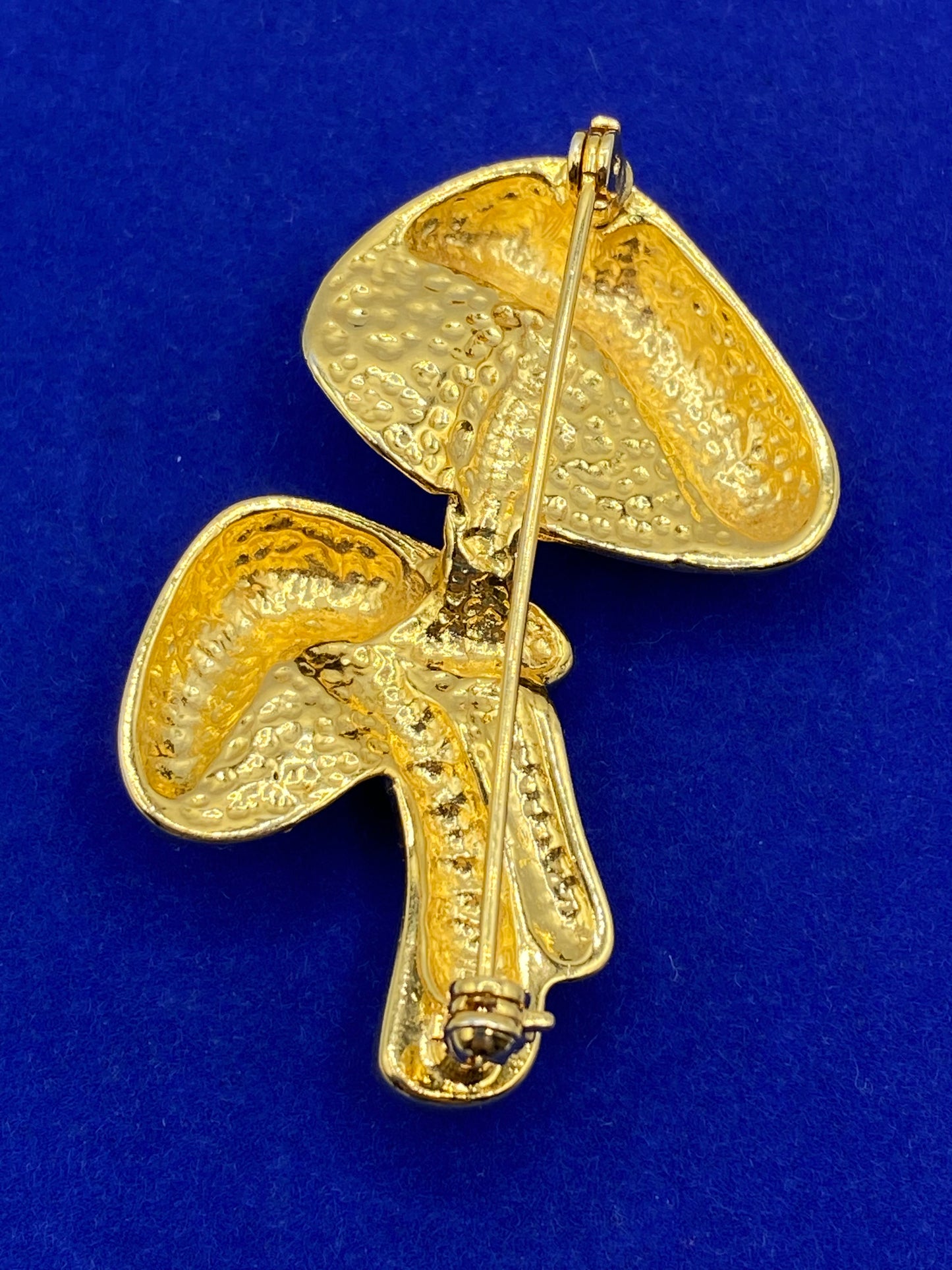 Gold Tone Rhinestone Mushroom Brooch