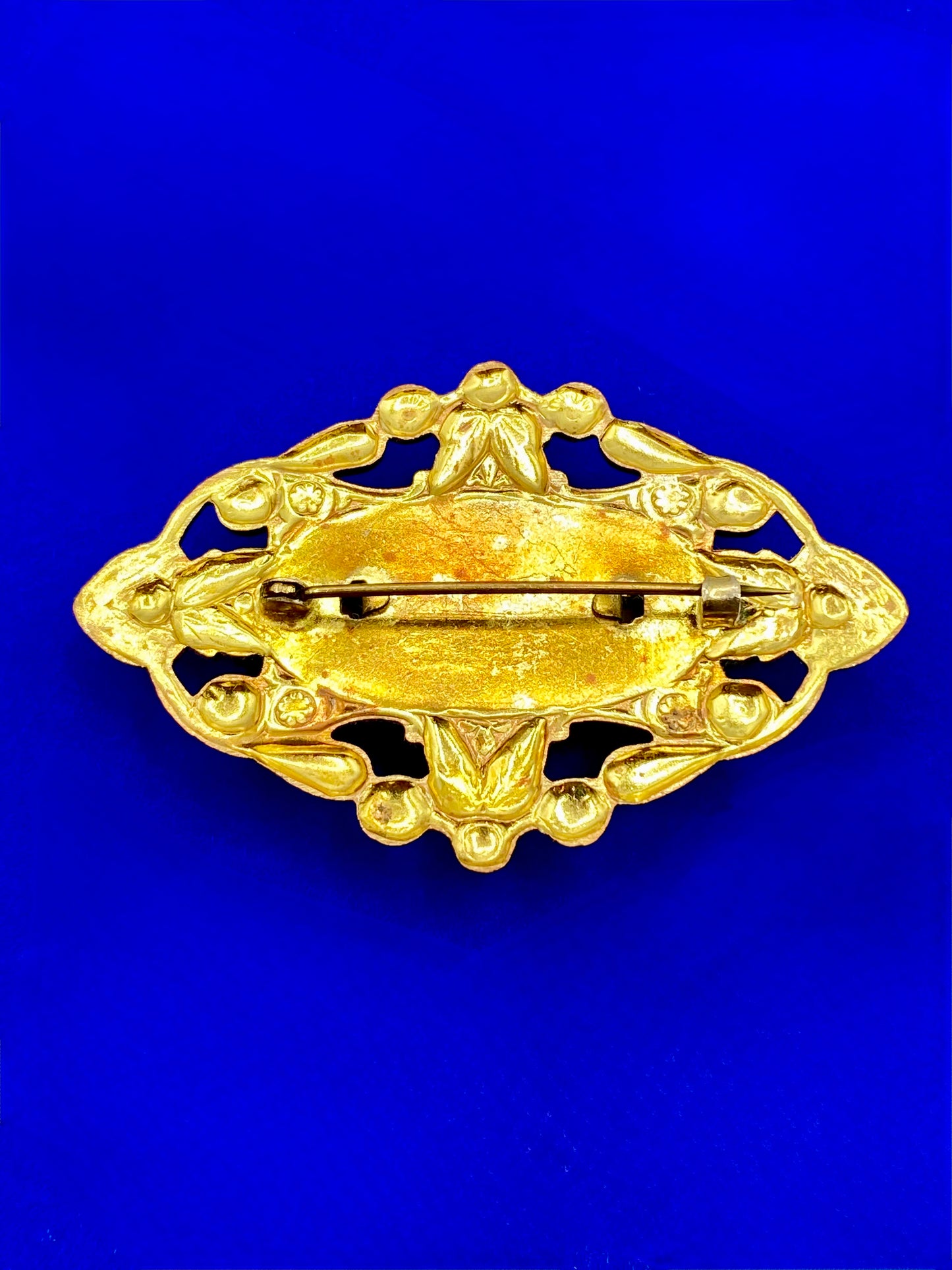 Vintage Art Deco Enameled Brooch