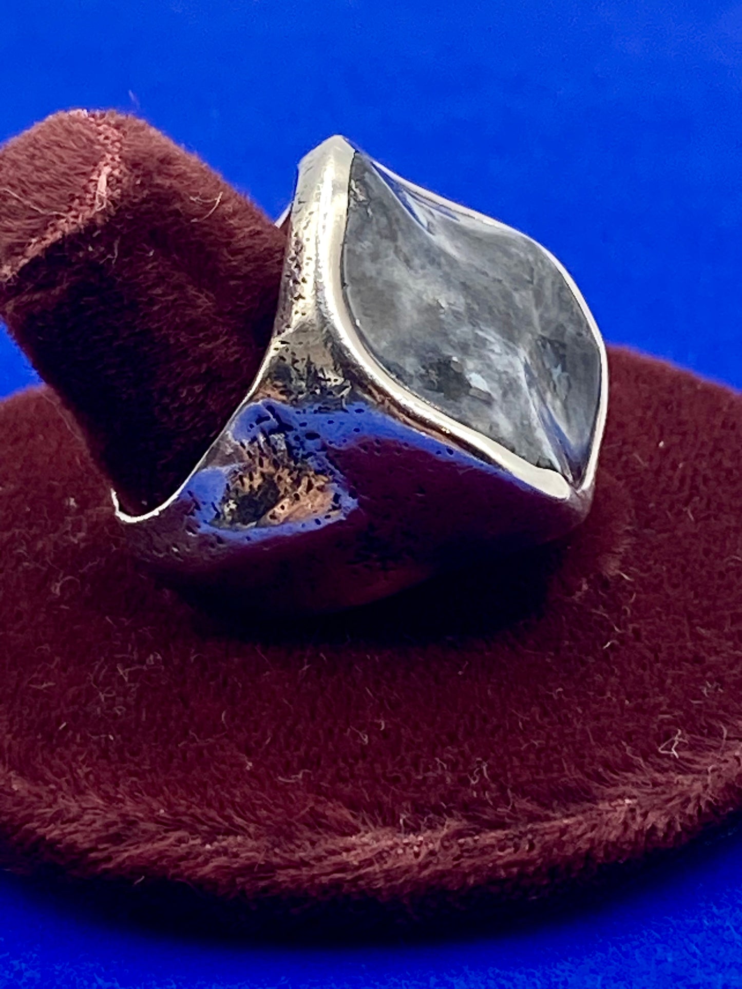 Silpada Sterling Silver Wavy Feldspar Blue Grey Gemstone Ring w/Box