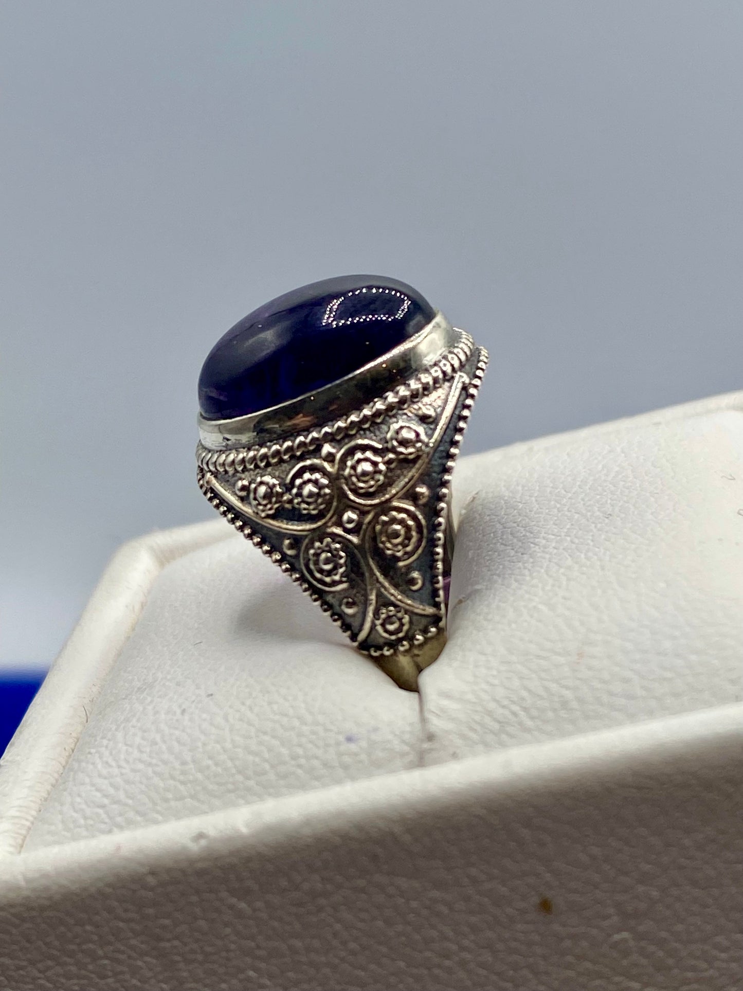 Sterling Silver Amethyst Cabochon Ring