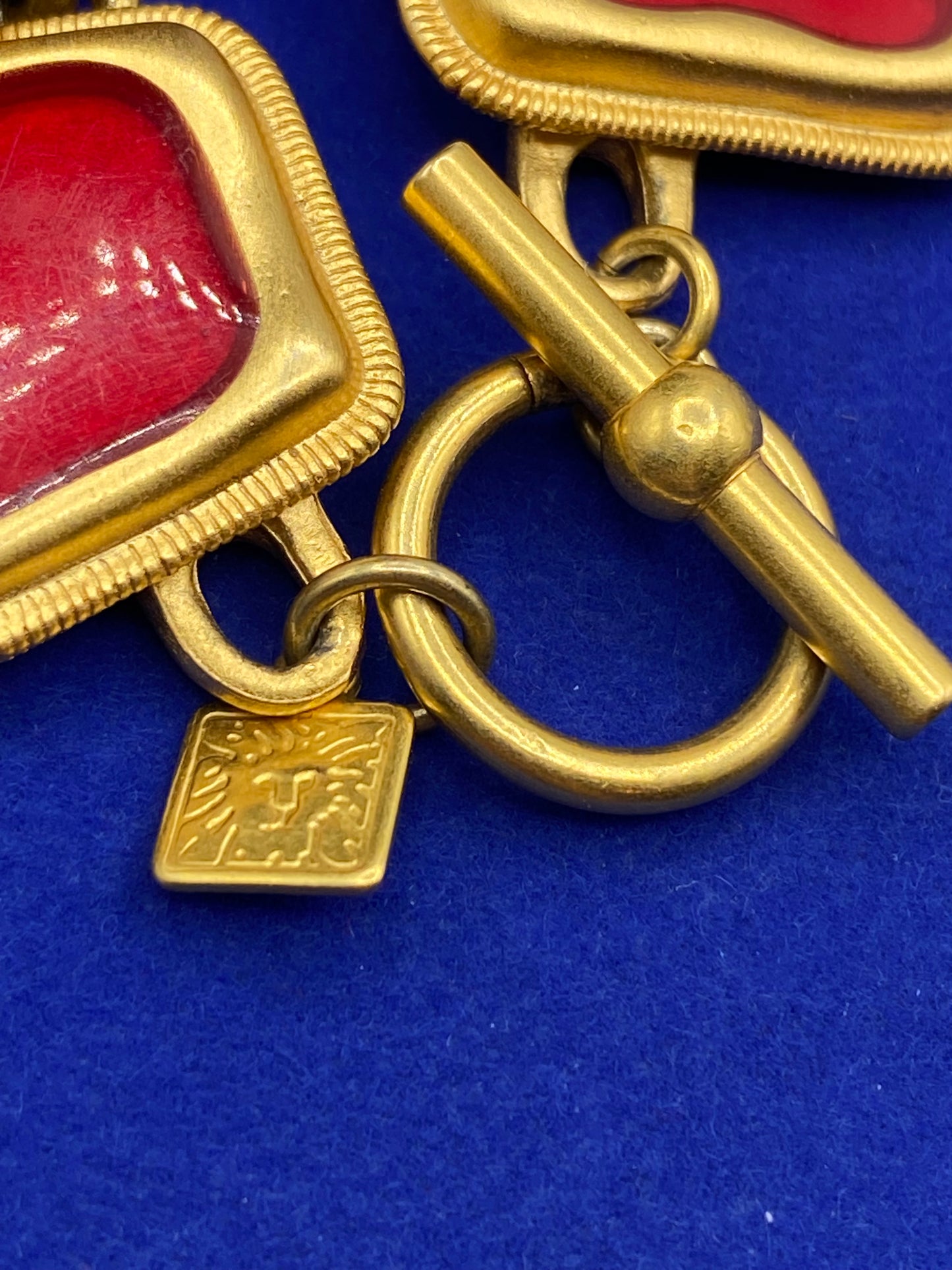 Vintage Anne Klein Enamel Gold Tone Necklace