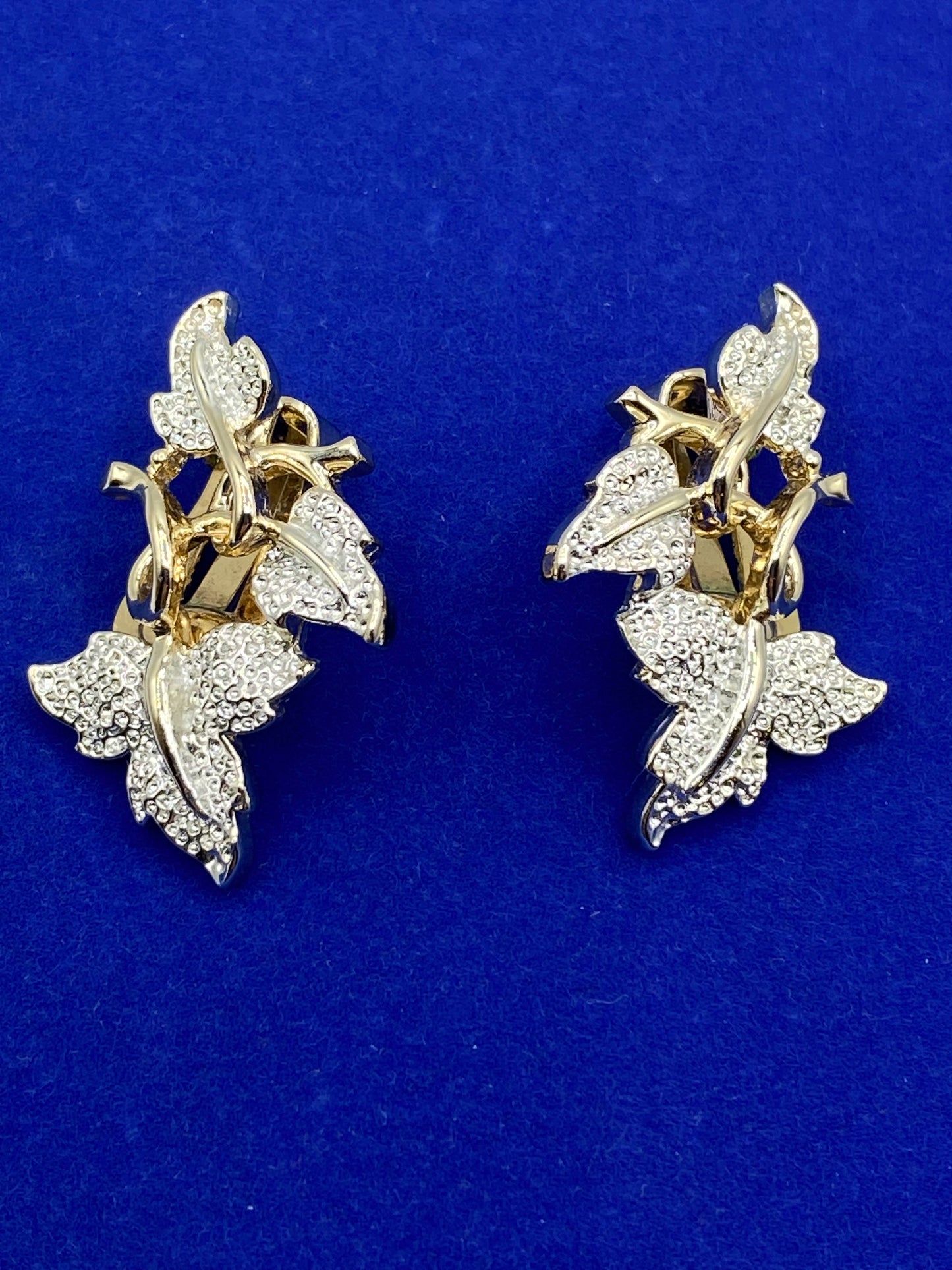 Vintage Sarah Coventry Plain and Fancy Demi Parure Ivy Leaves 3 piece Set