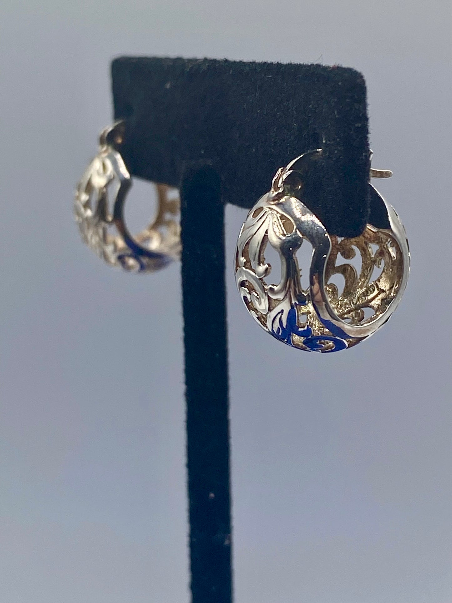 Sterling Silver Filigree Design Hoop Earrings
