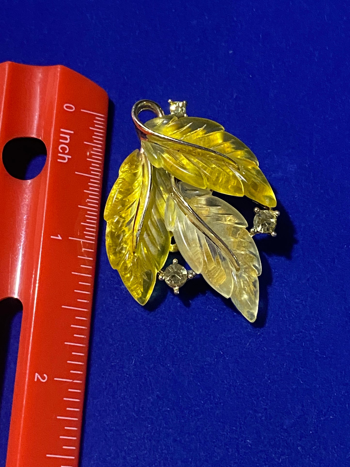 Vintage Lisner Yellow Lucite Leaf Clip Ons