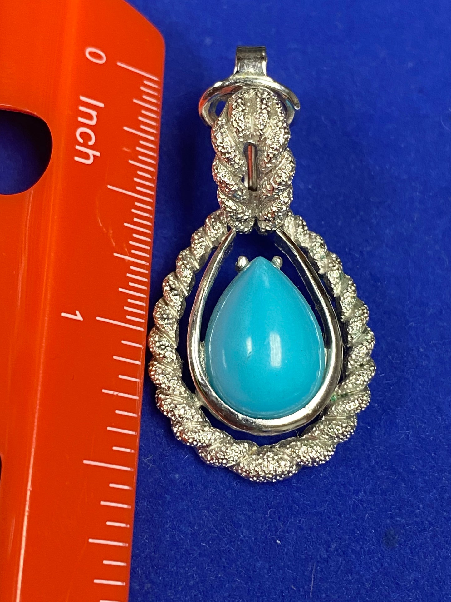 Vintage Avon Silver Tone Clip Ons