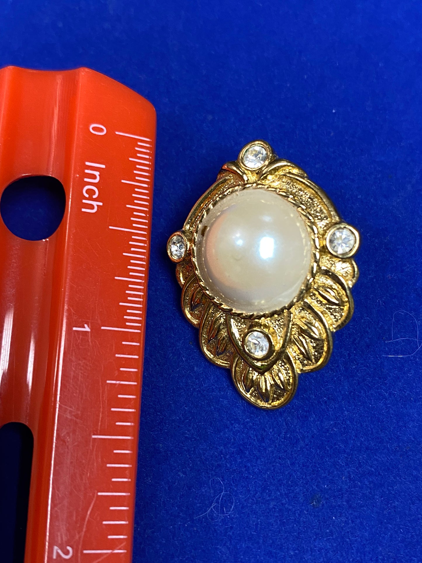 Vintage KJL For Avon Gold Tone Earrings