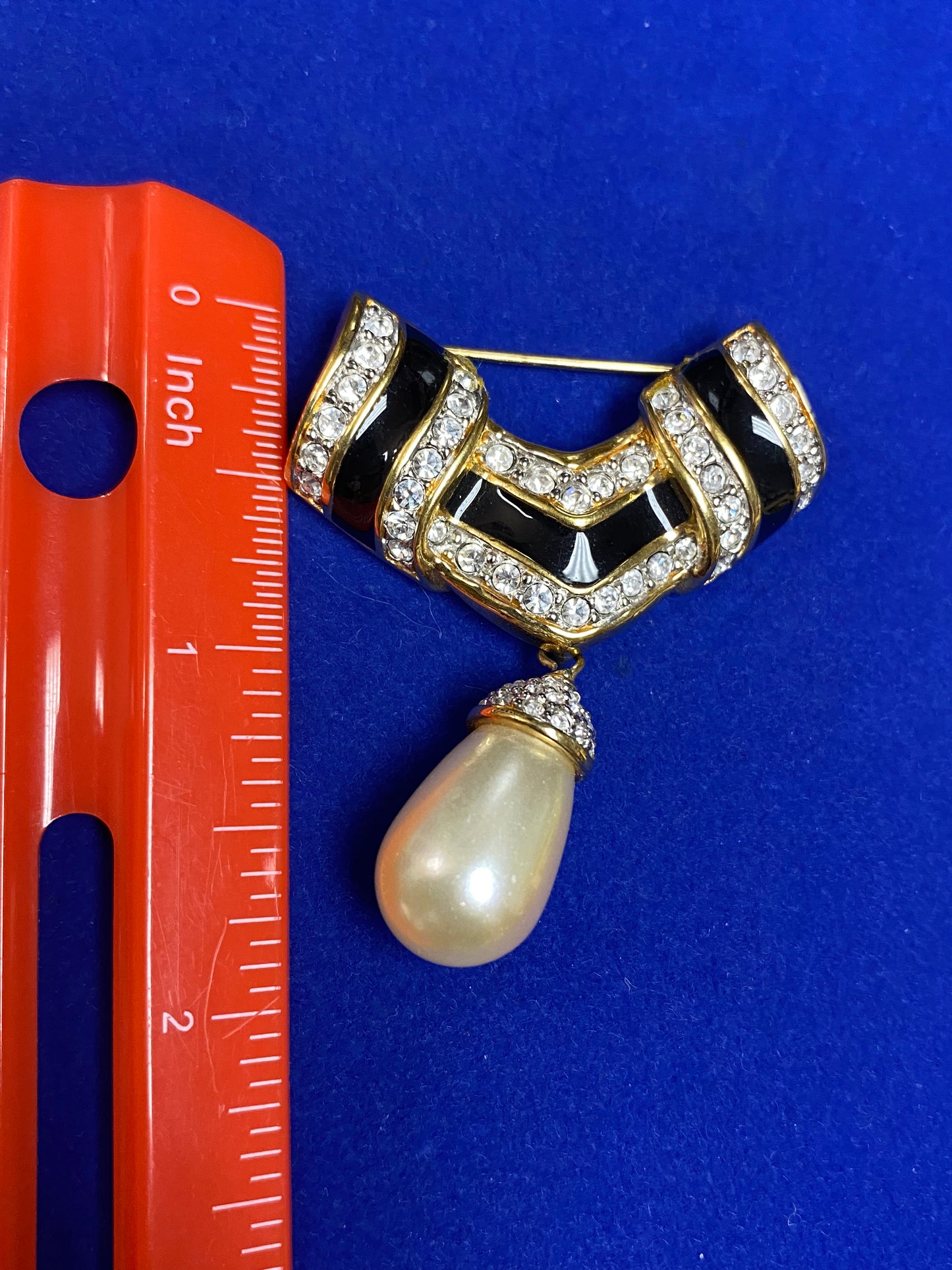 Vintage SAL Swarovski Crystal Brooch
