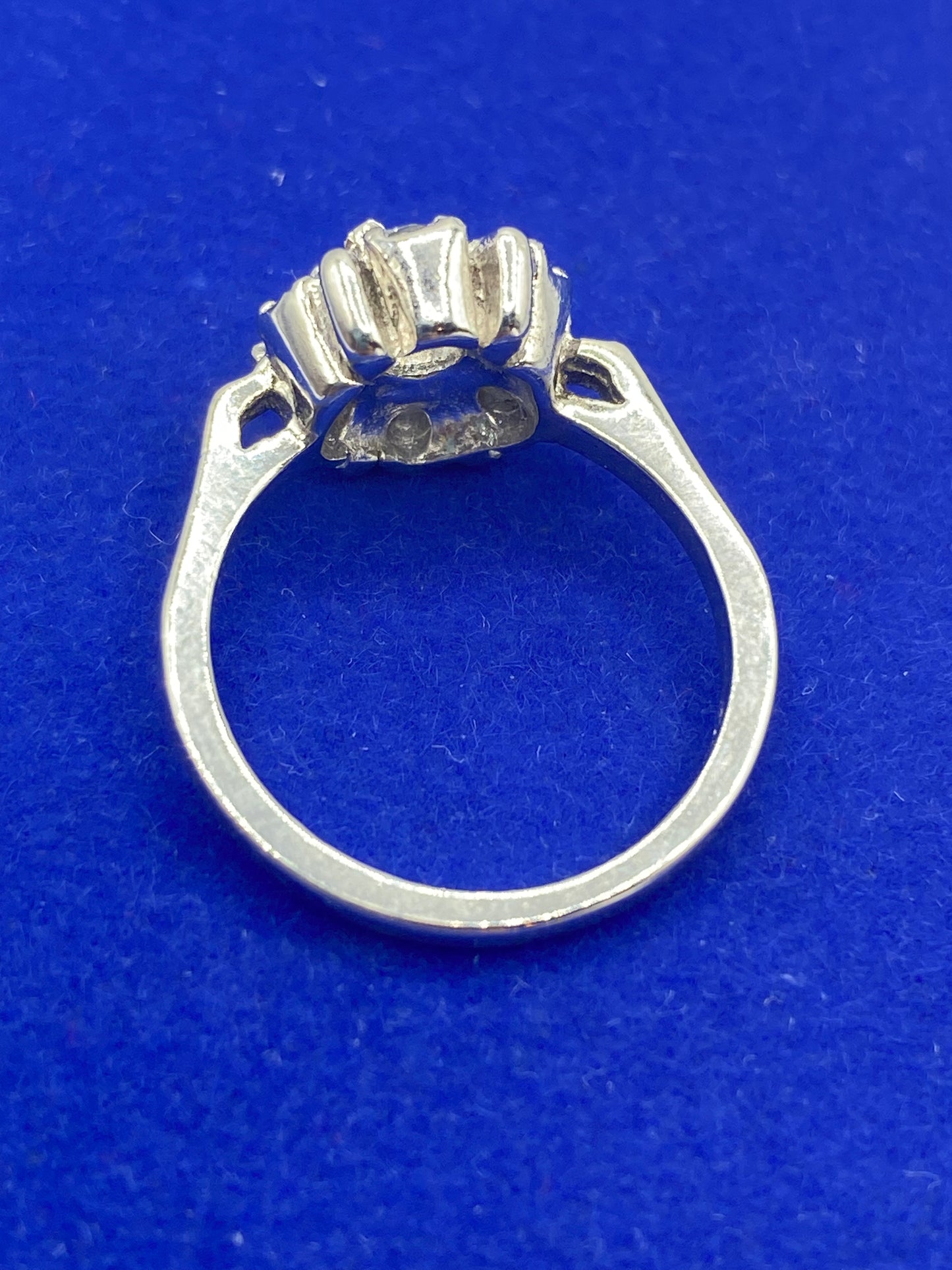 Vintage Sterling Silver Round Topaz Ring