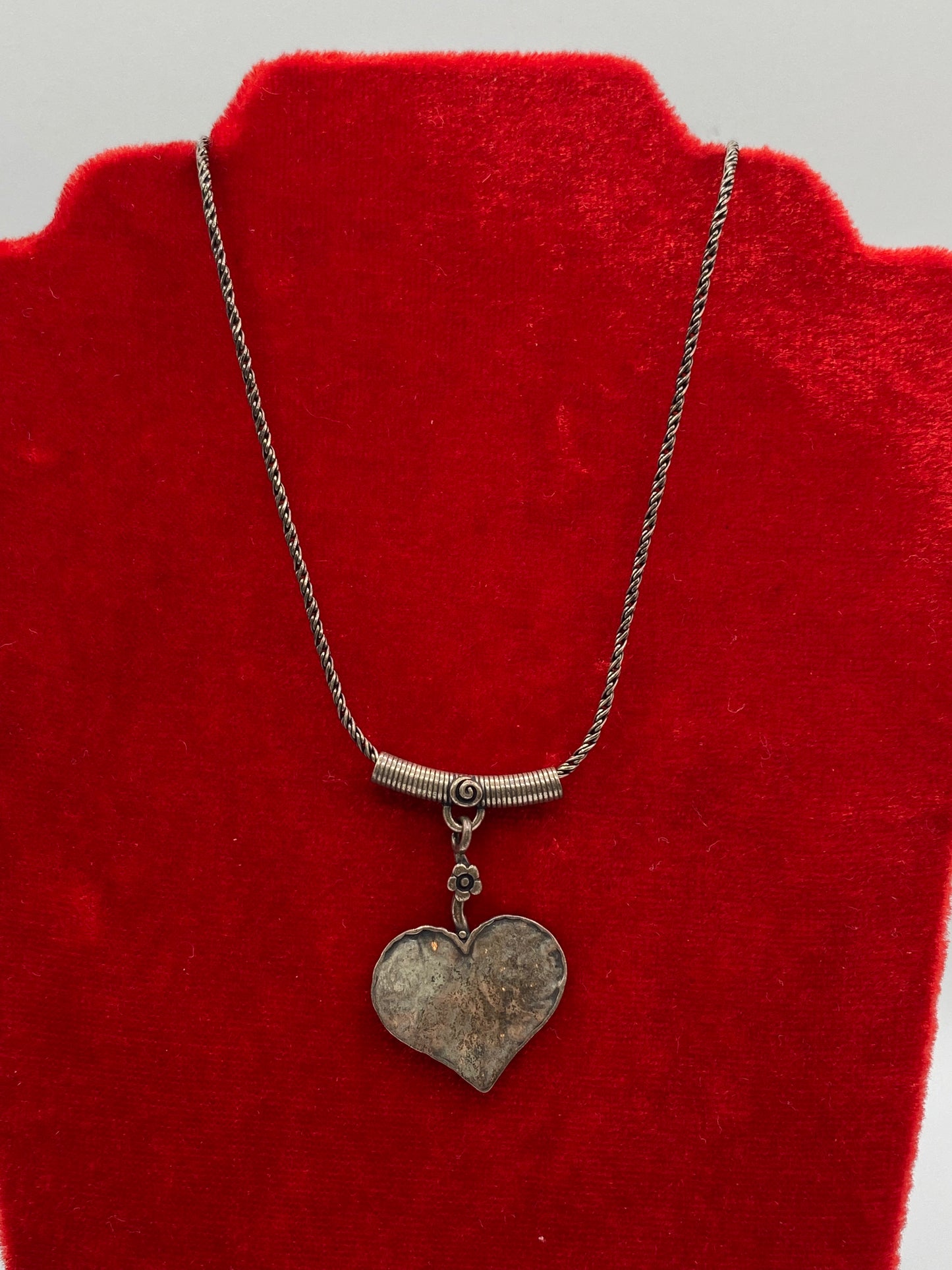 Sterling Silver Didae Heart Necklace