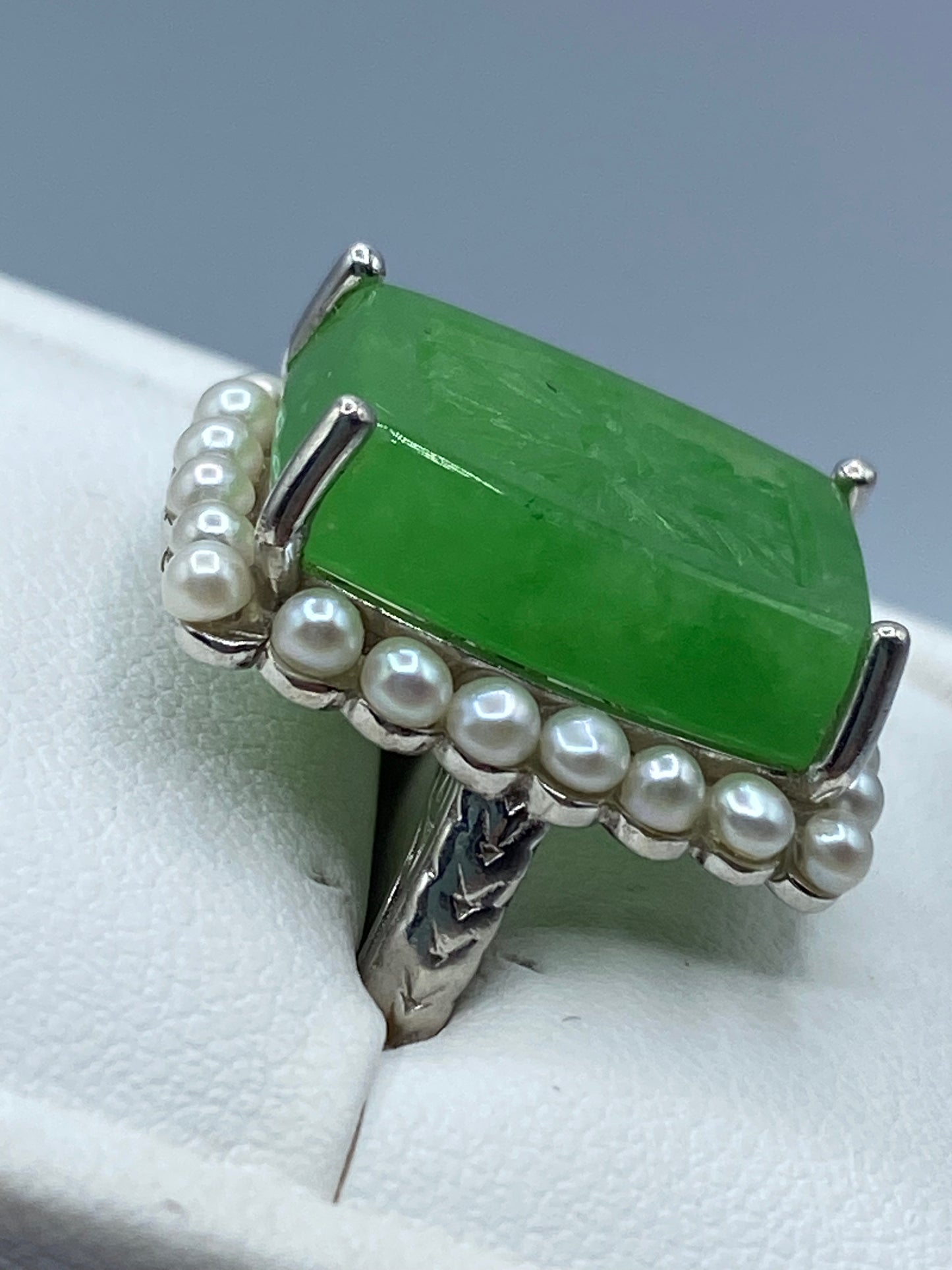 Sterling Silver Carved Jade & Freshwater Pearl Ring