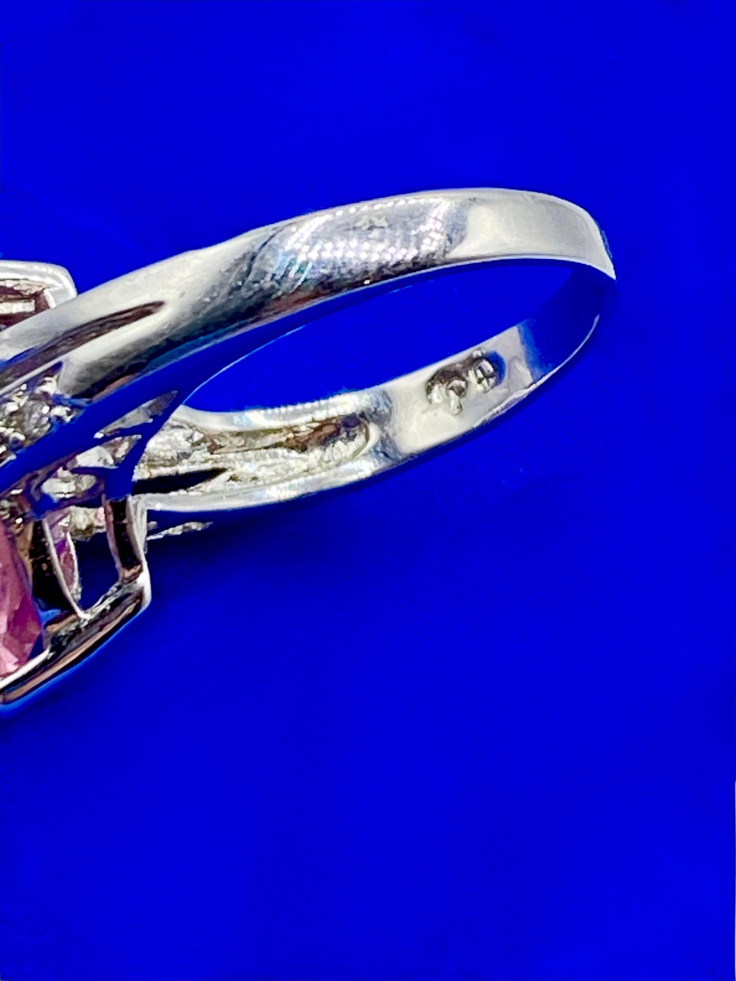 Silver Tone & Pink Glass Premier Designs Ring