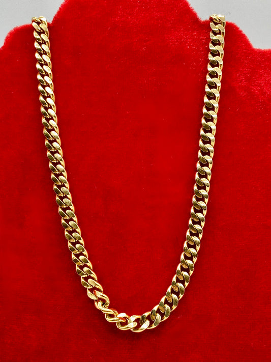 Vintage Monet Gold Tone Cuban Link Chain Necklace