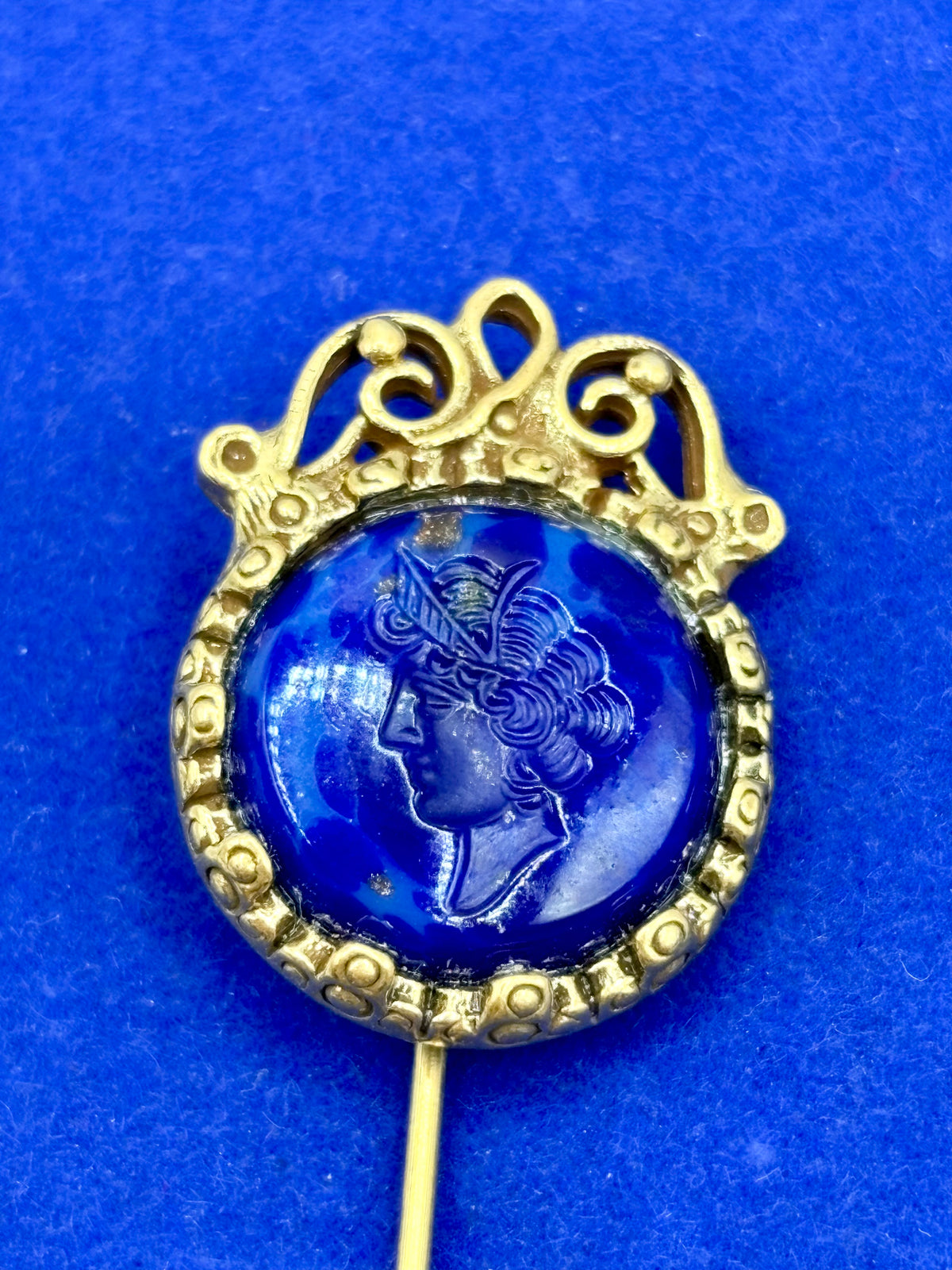 Vintage Gold Tone Blue Glass Intaglio Cameo Stick Pin