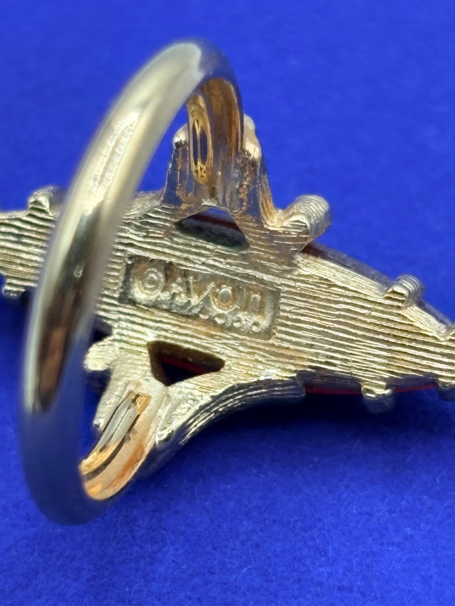 Vintage Avon Faux Carnelian Marquise Gold Tone Statement Ring