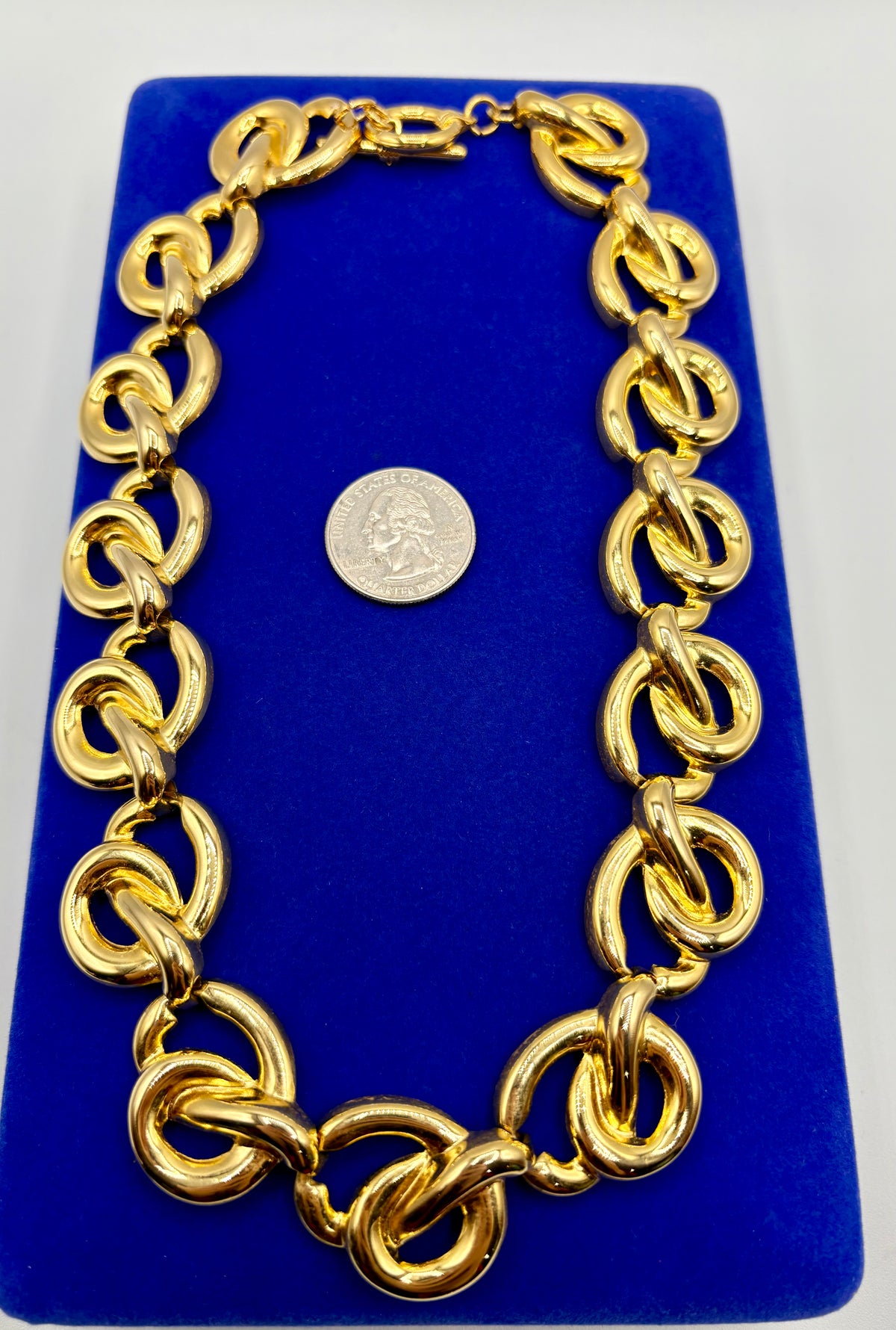 Vintage Gold Tone Toggle Choker Necklace