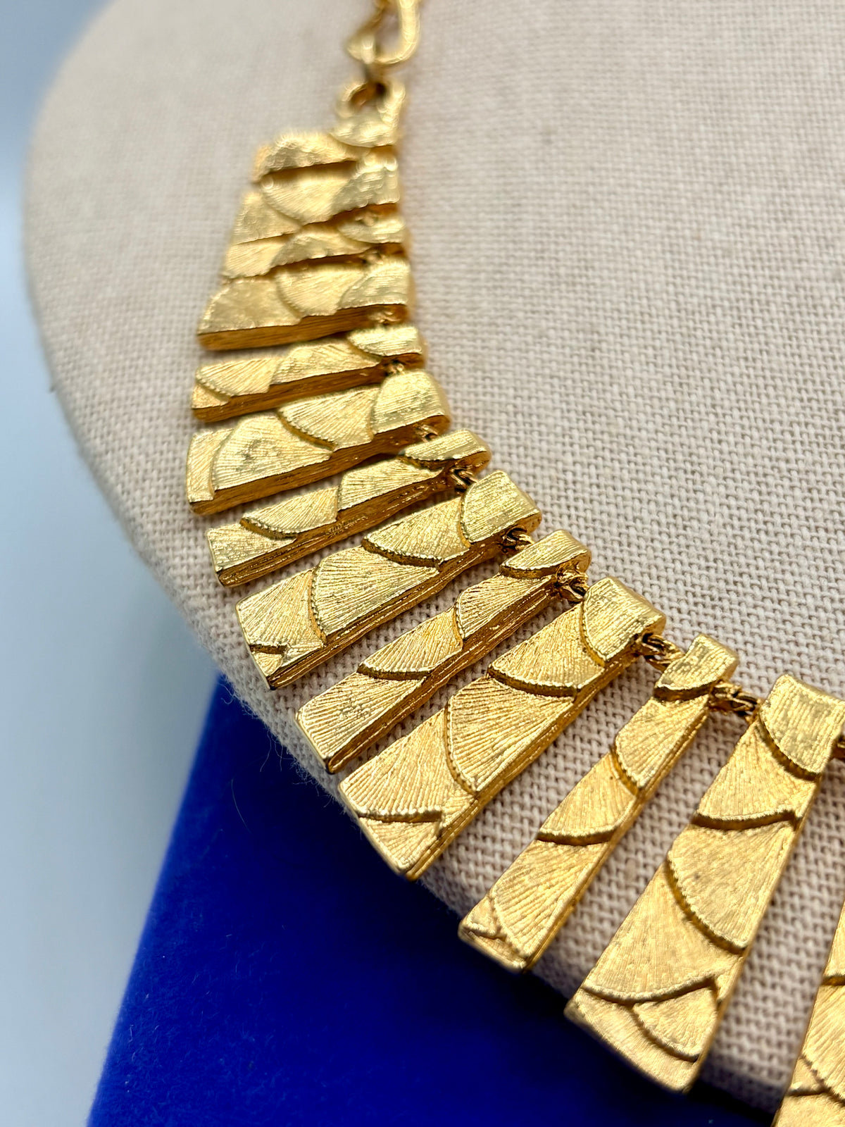 Vintage Cleopatra Style Gold Tone Hammered Statement Necklace