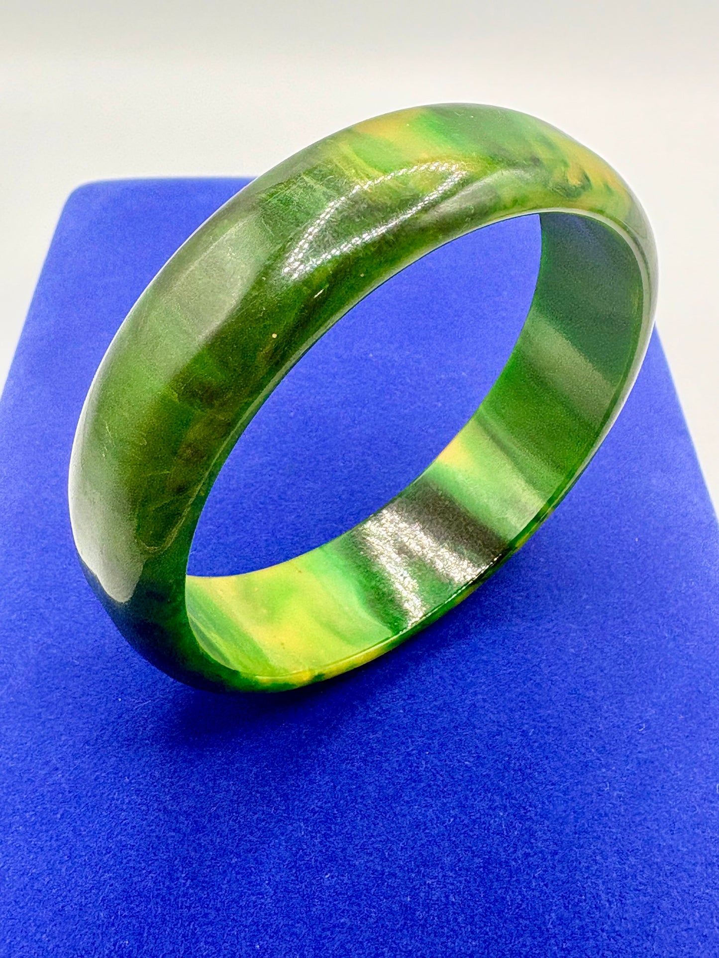 Vintage Green Swirl Bakelite Bangle Bracelet