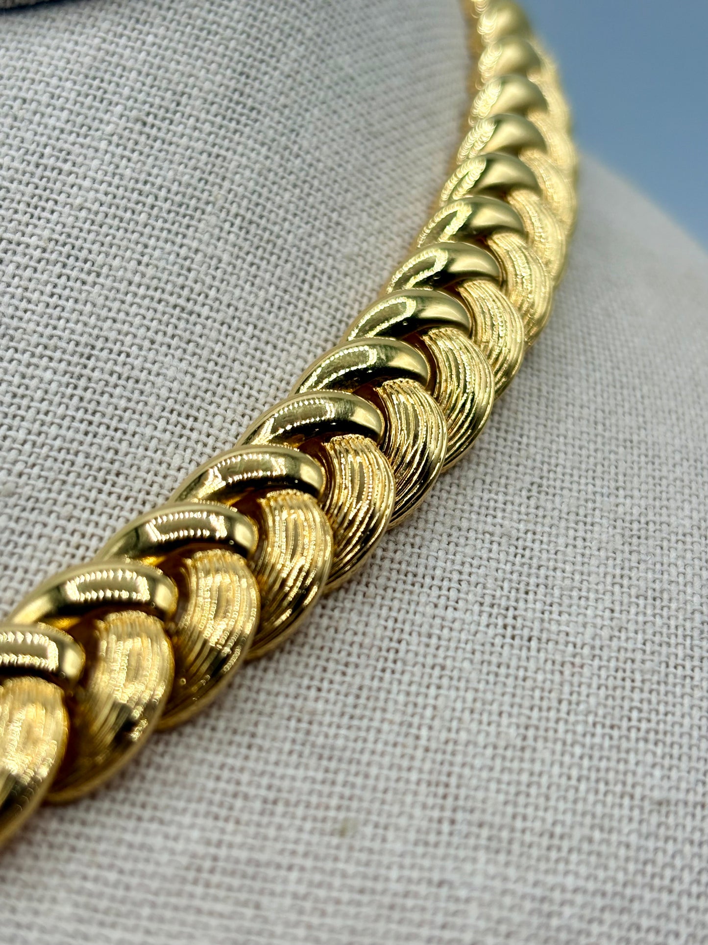 Vintage Gold Tone Choker Necklace
