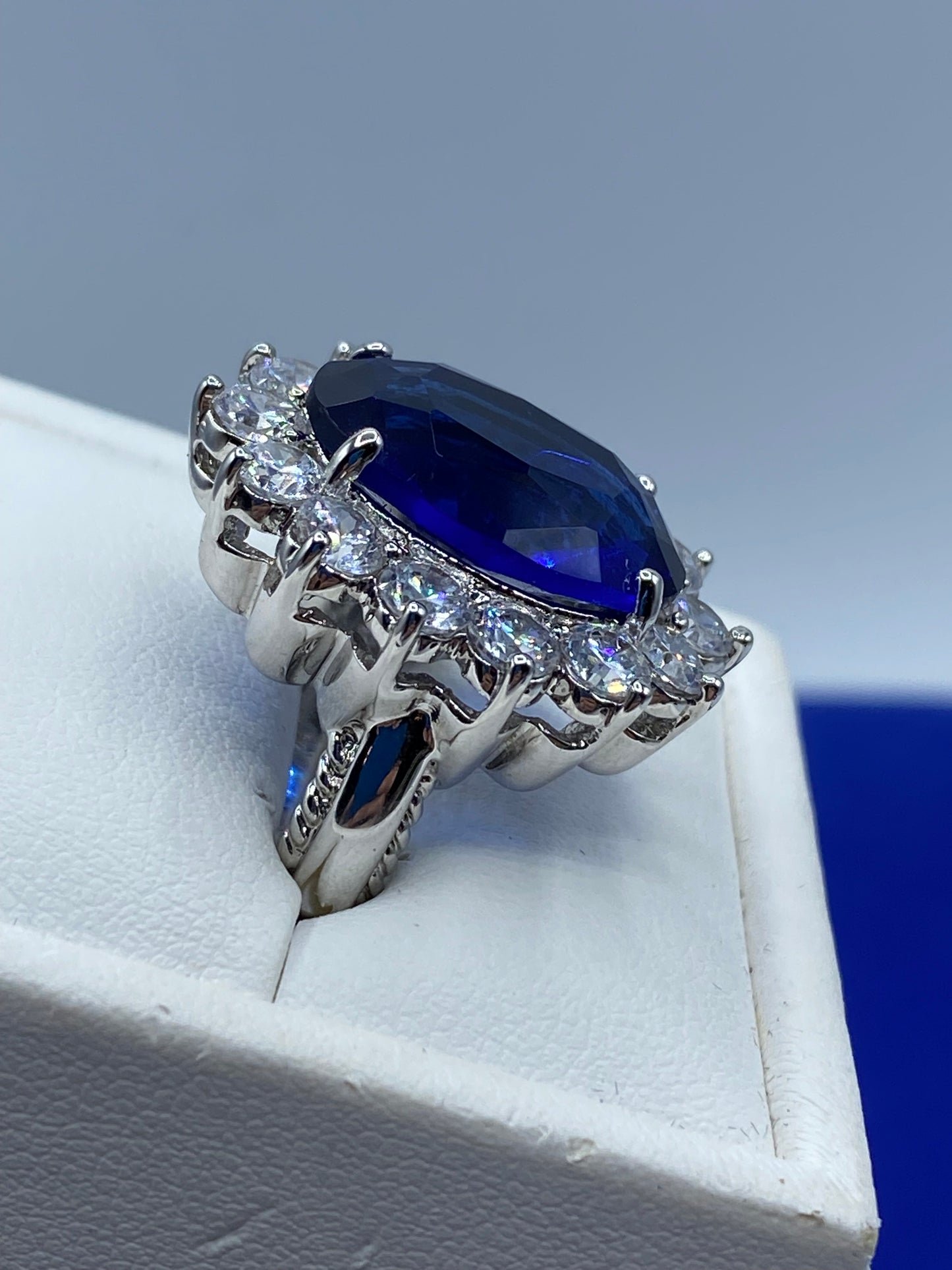 KJL Blue & Clear Glass Statement Ring