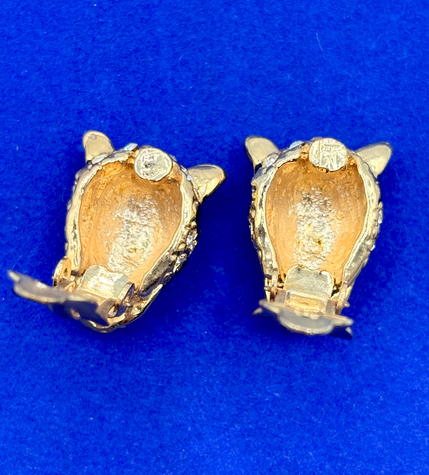 Vintage Gold Tone & Enameled Cat Clip Ons
