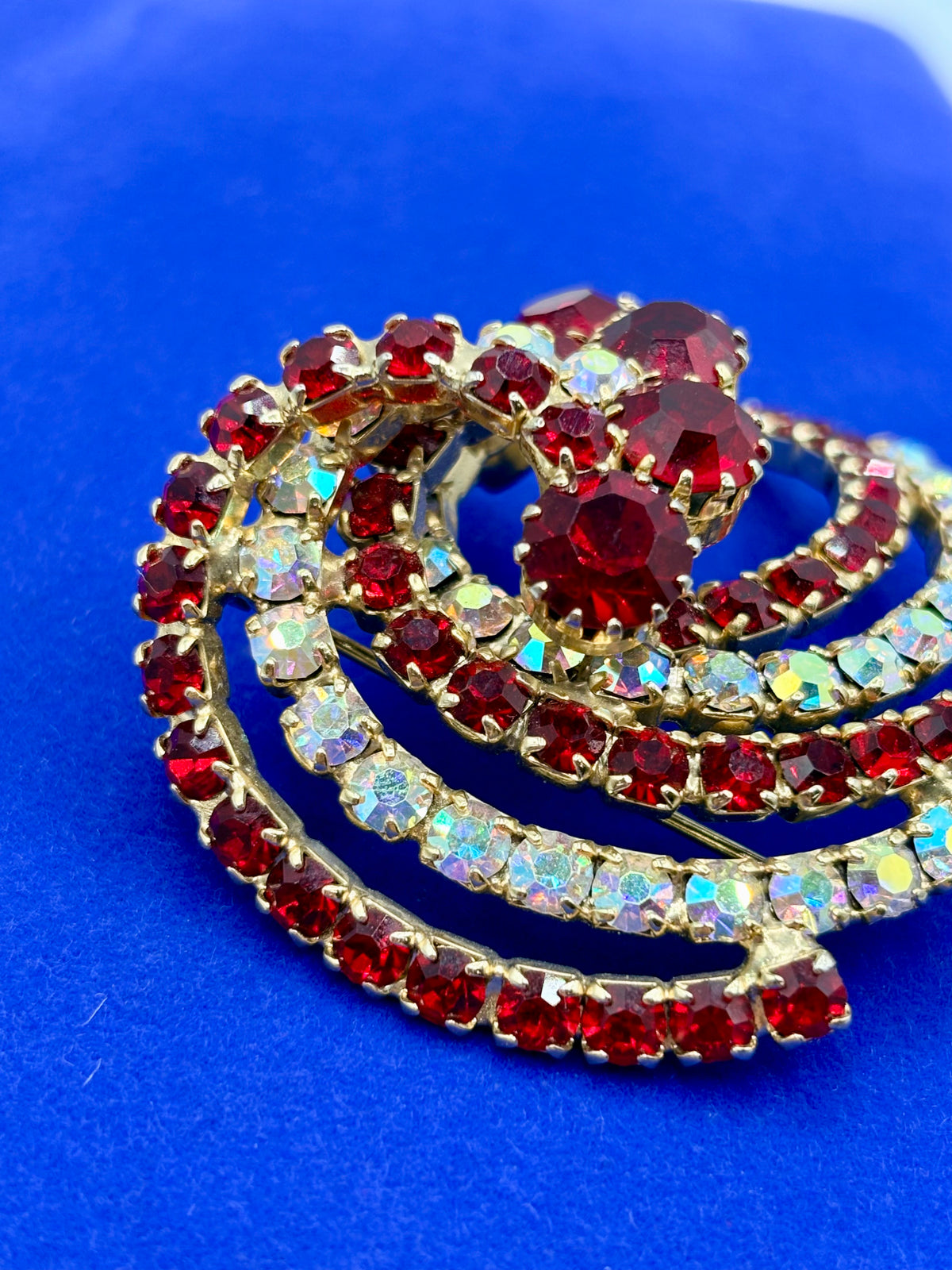 Vintage Layered Swirl Gold Tone Red & AB Rhinestone Brooch