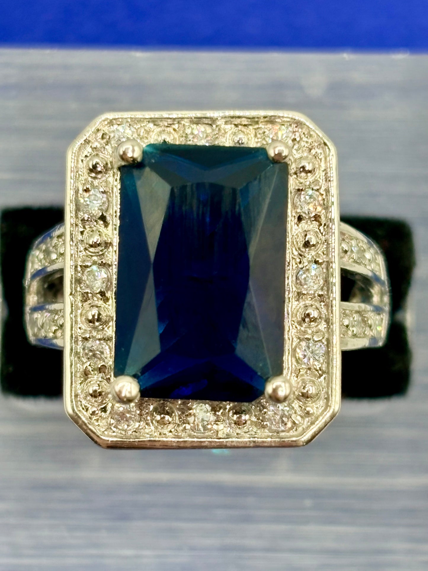 Silver Tone Dark Blue Glass & Rhinestone Ring