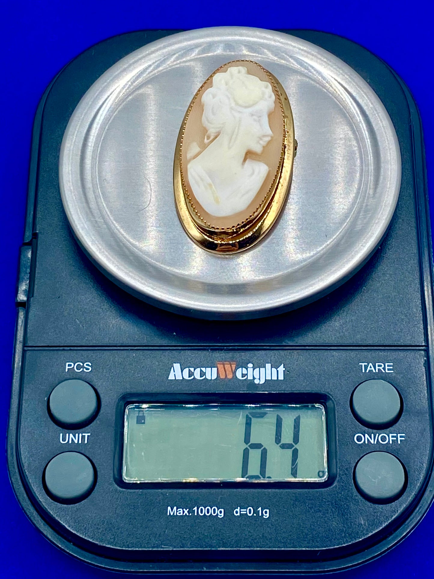 1/20 12K Gold Filled Shell Cameo Brooch