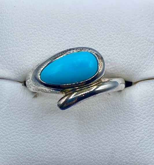 Sterling Silver Turquoise Teardrop Ring