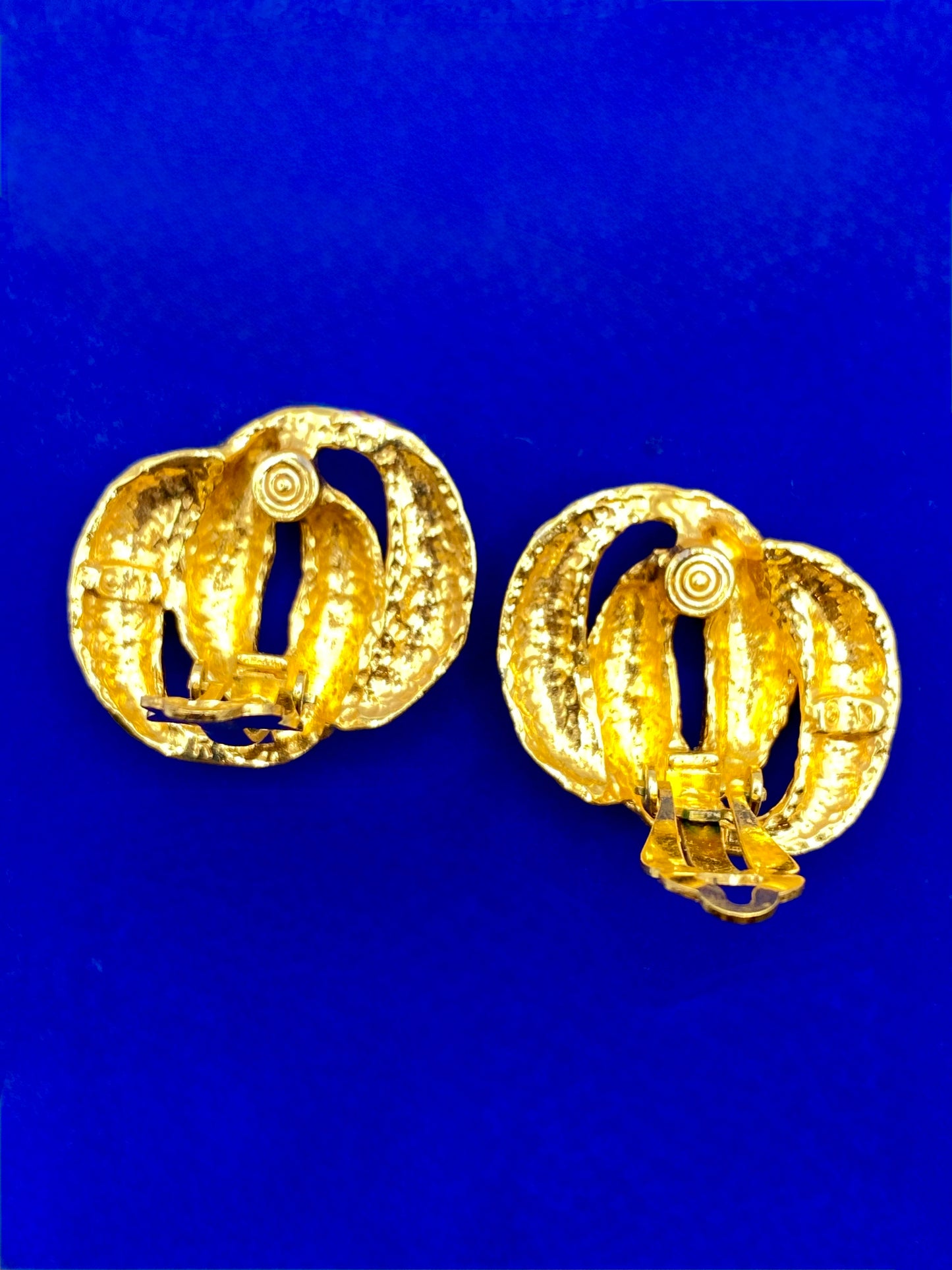 Vintage Anne Klein Gold Tone Clip Ons