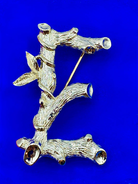 Sarah Coventry Gold Tone Bamboo “E” Brooch