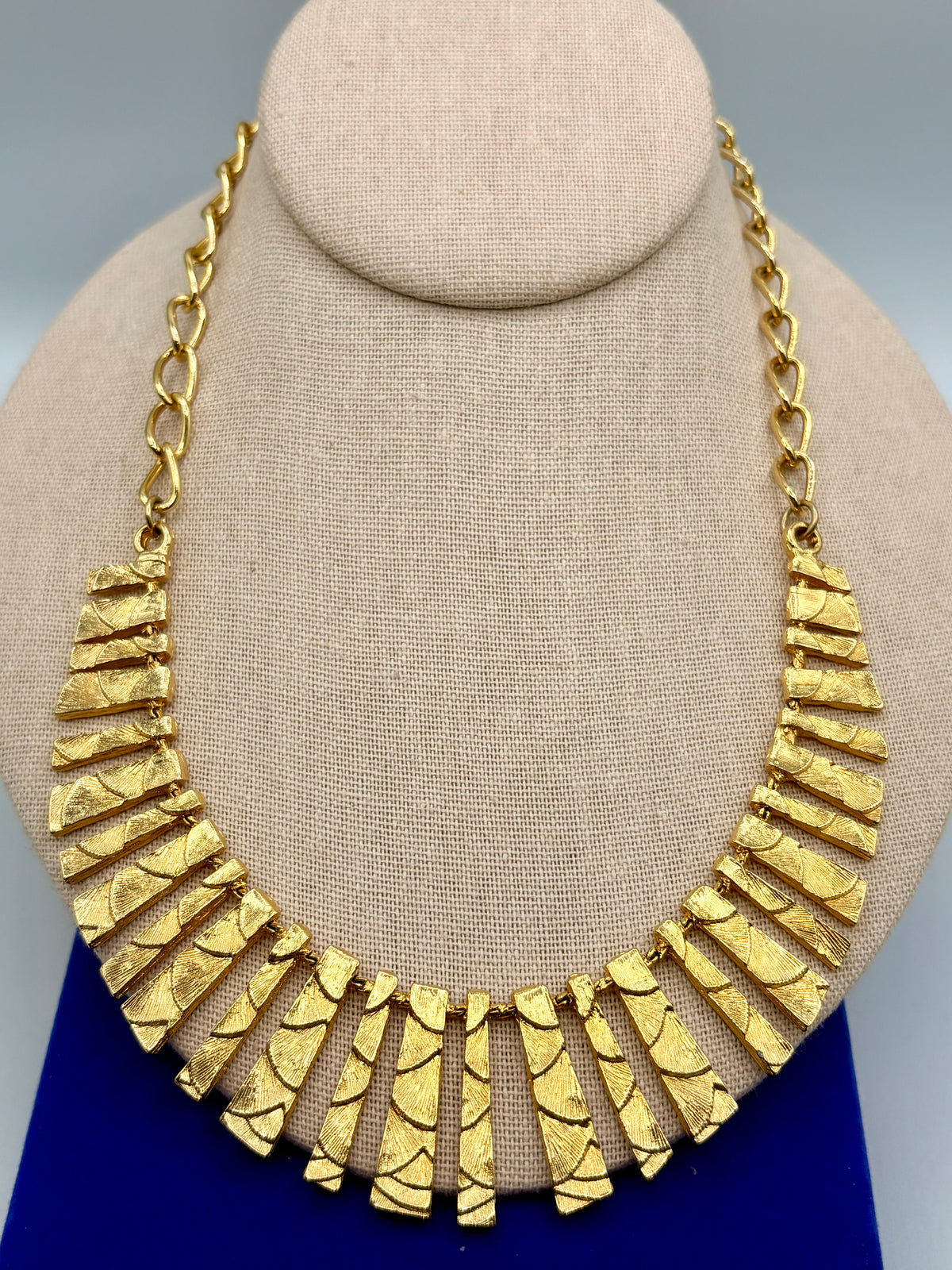 Vintage Cleopatra Style Gold Tone Hammered Statement Necklace