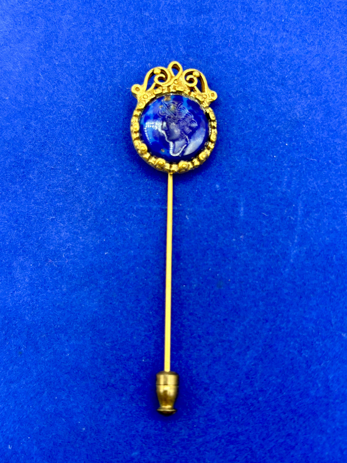 Vintage Gold Tone Blue Glass Intaglio Cameo Stick Pin