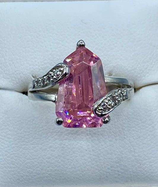 Silver Tone & Pink Glass Premier Designs Ring