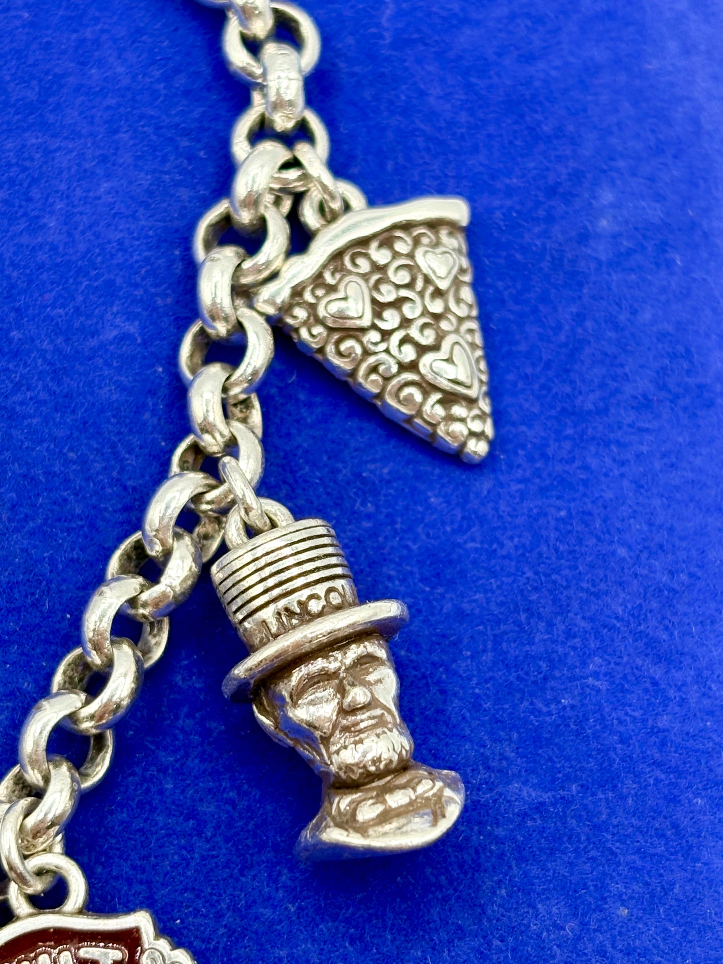 Silver Tone Brighton Illinois Themed Charm Bracelet