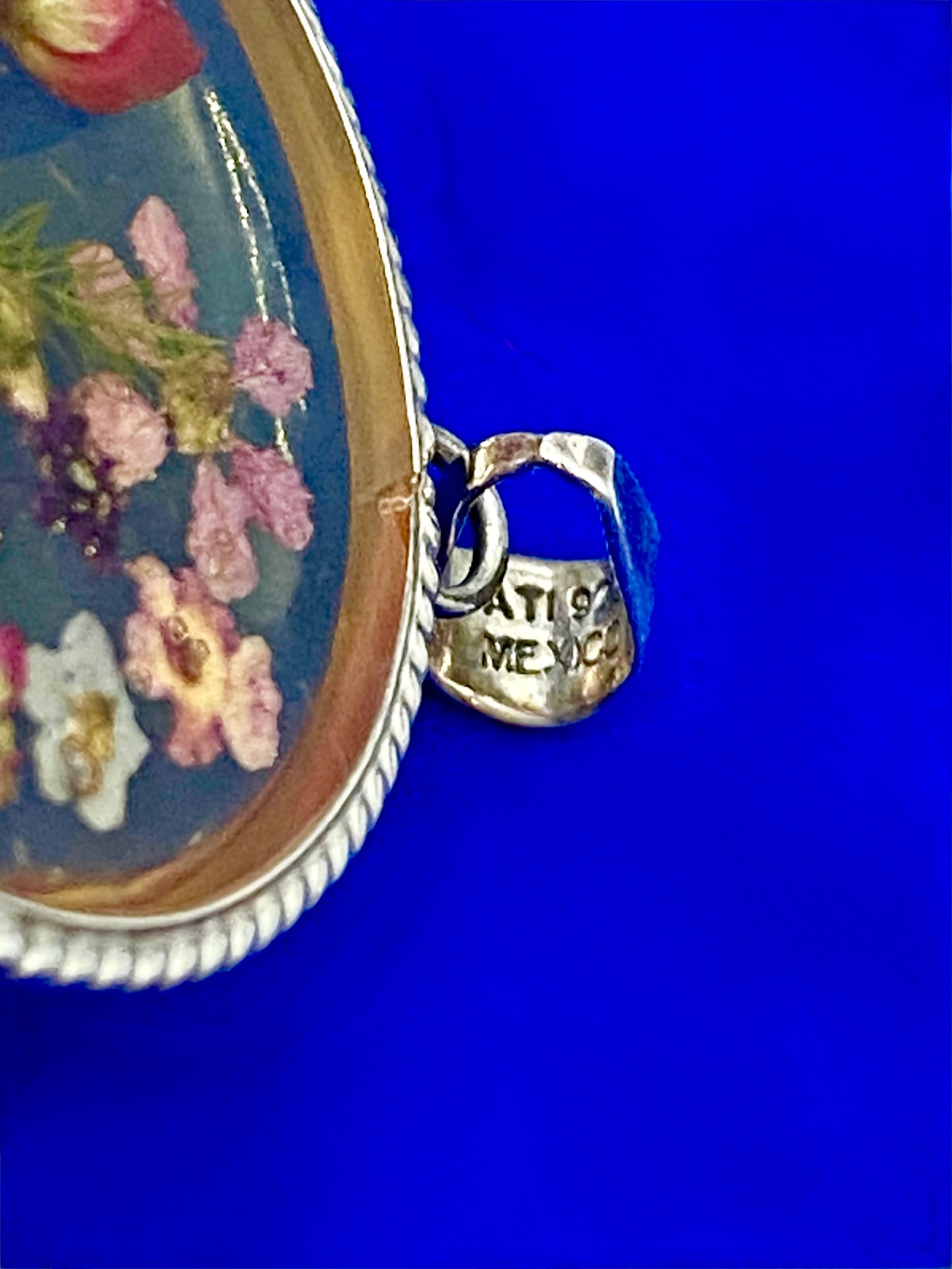 Pressed Flower Terrarium Pendant